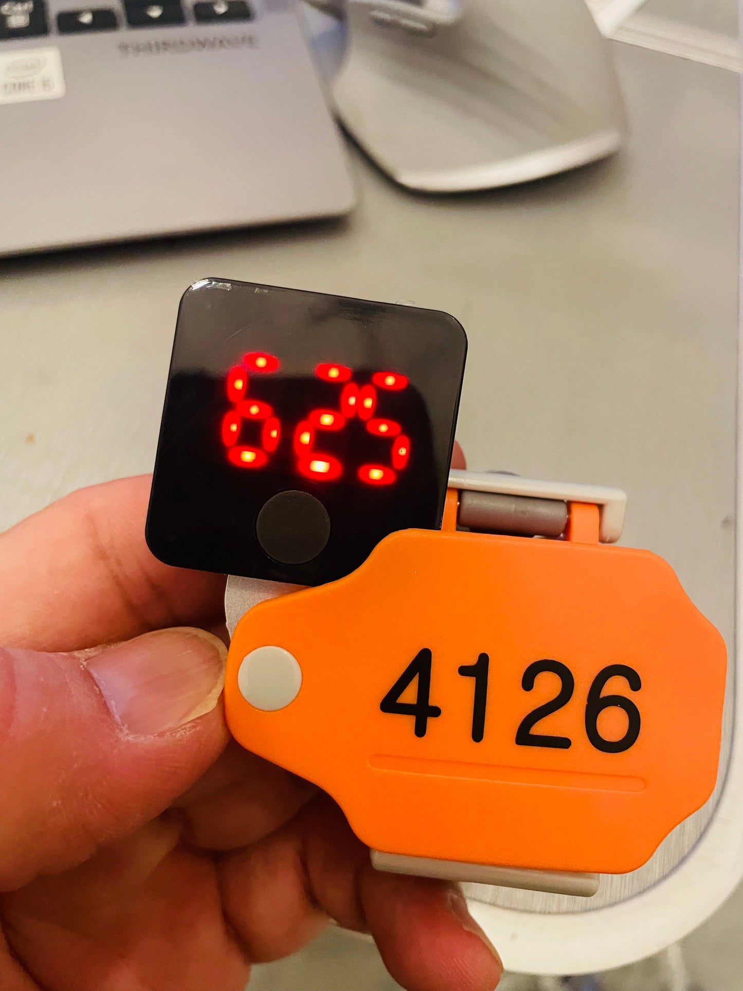 A very very rare watch onsen wrists key watch_4