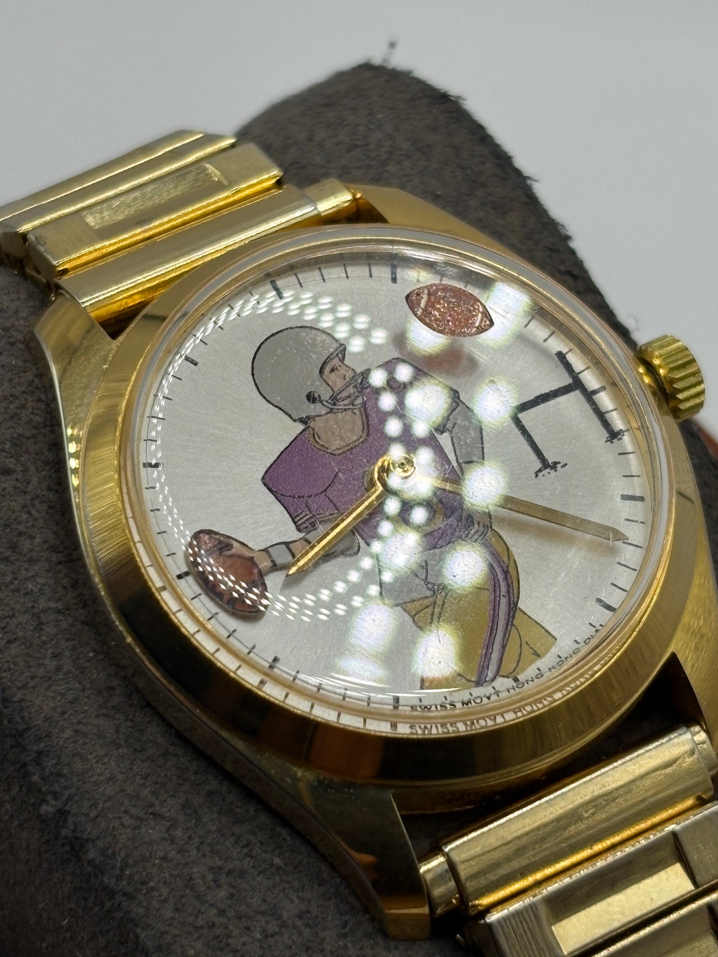 Super rare 70s Rugby-themed manual-wind watch