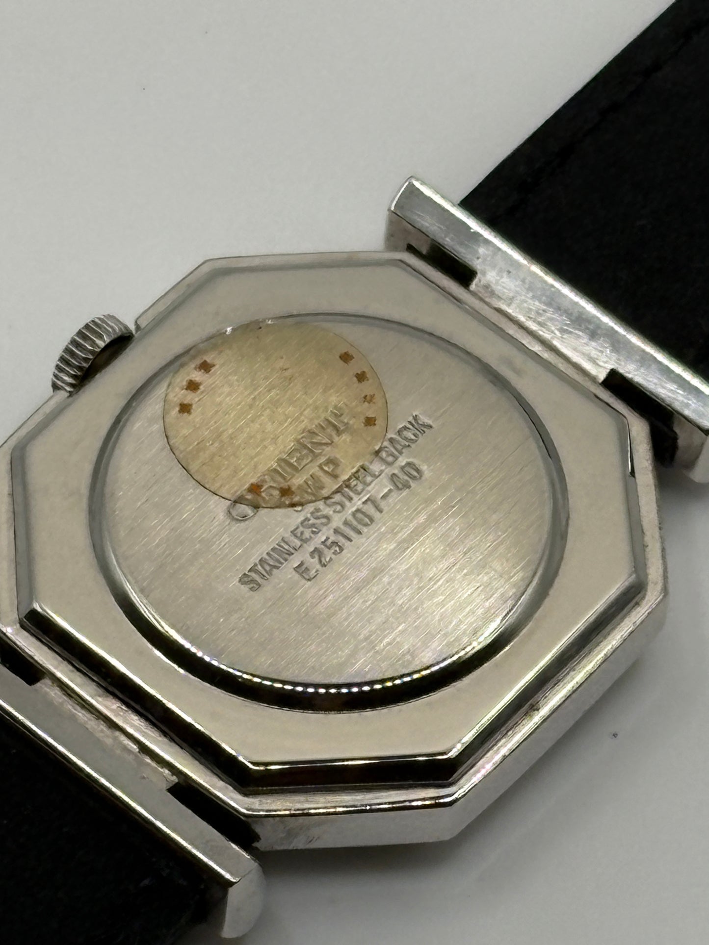 Super rare 80s vintage  ORIENT　octagon  watch