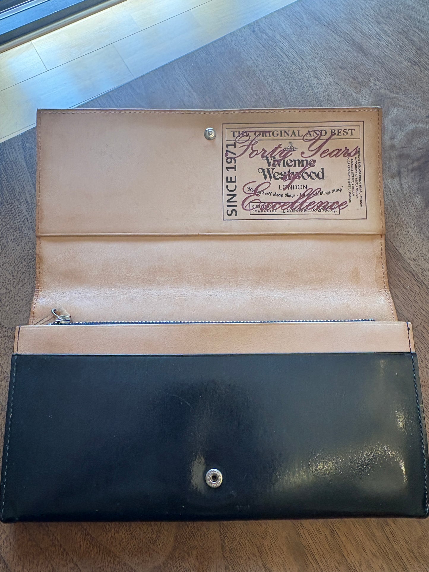 Vivienne Westwood Exhibition Limited Edition Milky Way　wallet made of leather