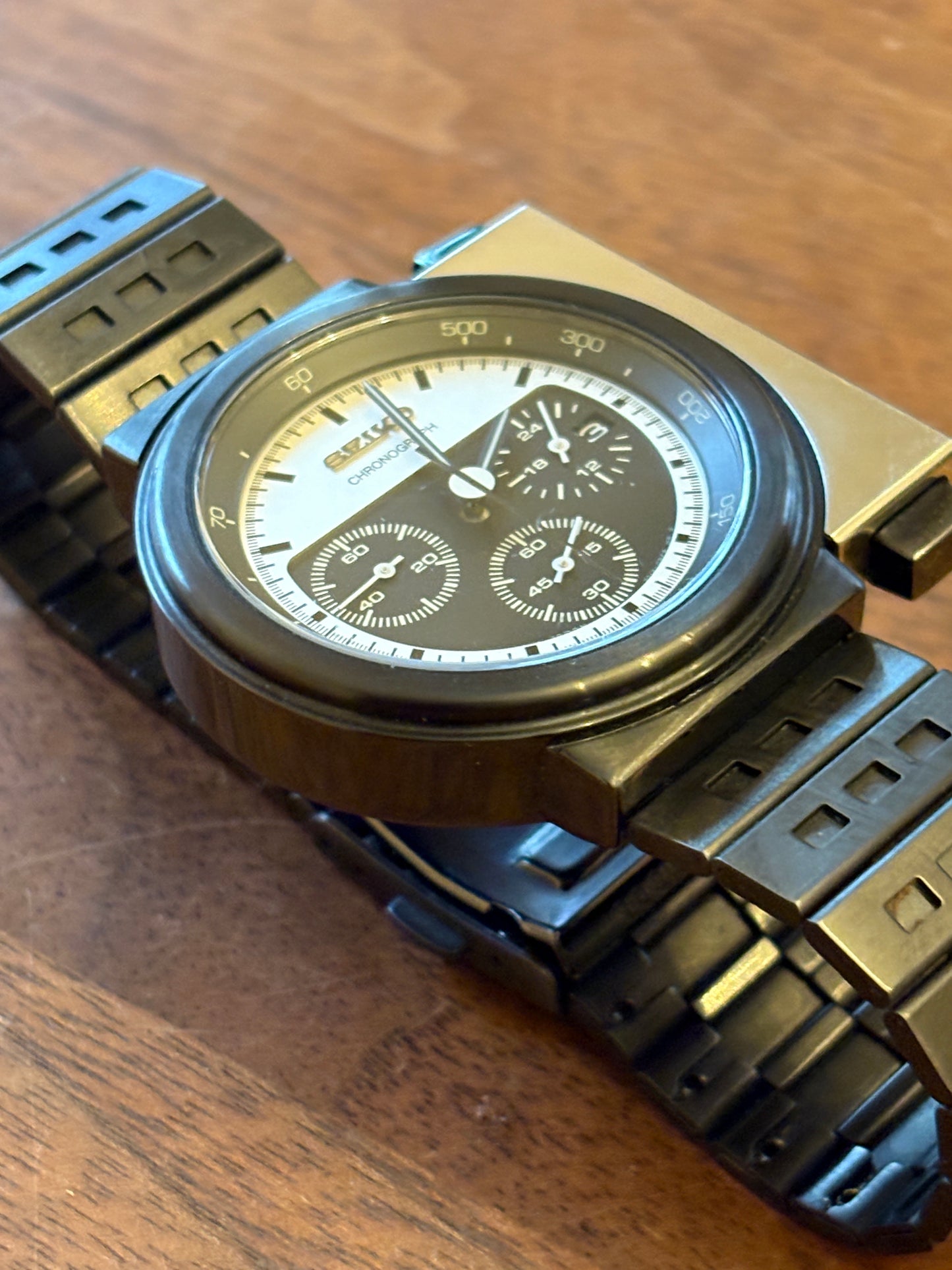 Ultra rare　ALIEN Limited to 2000 worldwid eseiko ×Giugiaro