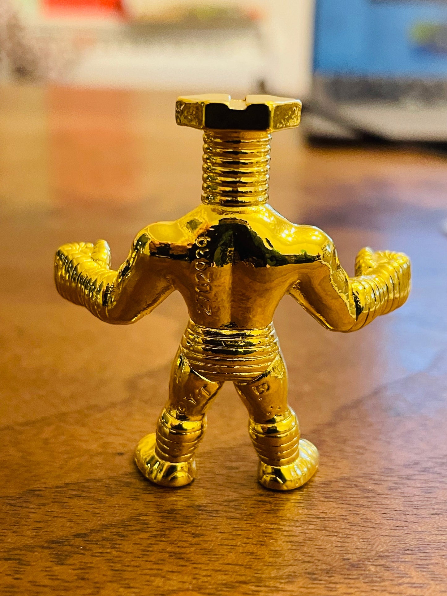 muscle man diecast　KINKESNI  SUKURYUKID GOLD