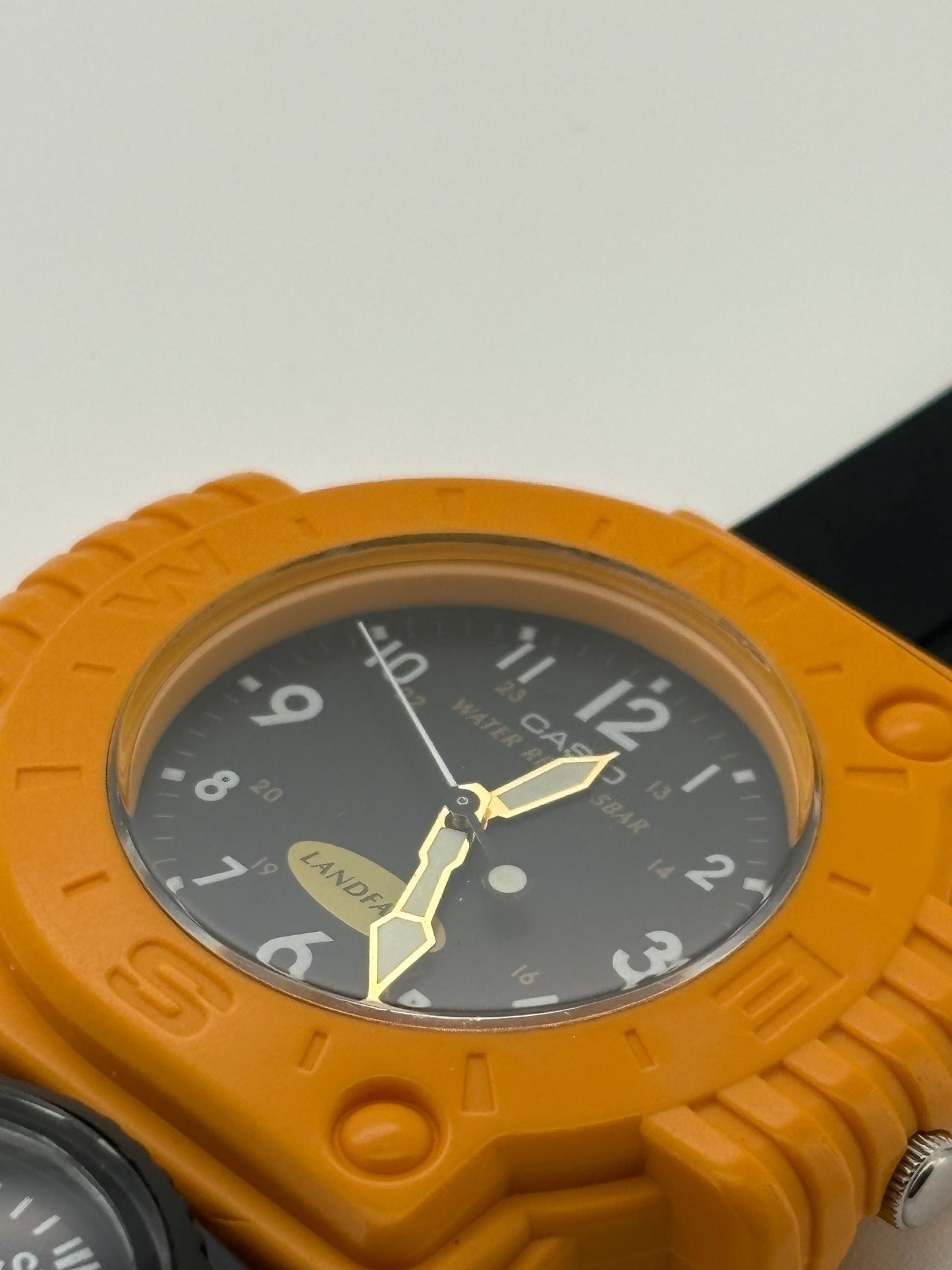 90s  vintage CASIO MW-45 / LANDFARER