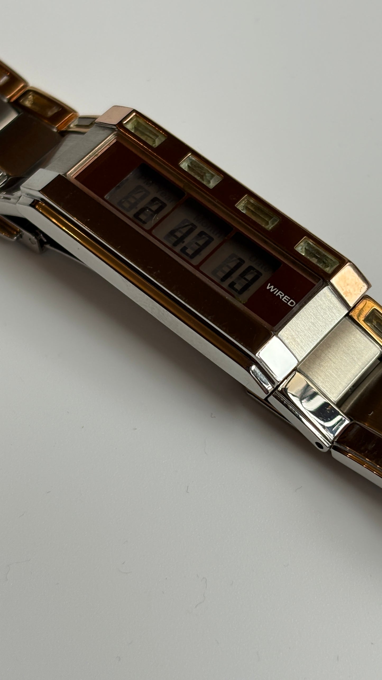 Very very rare seiko wired  w543-0aa0