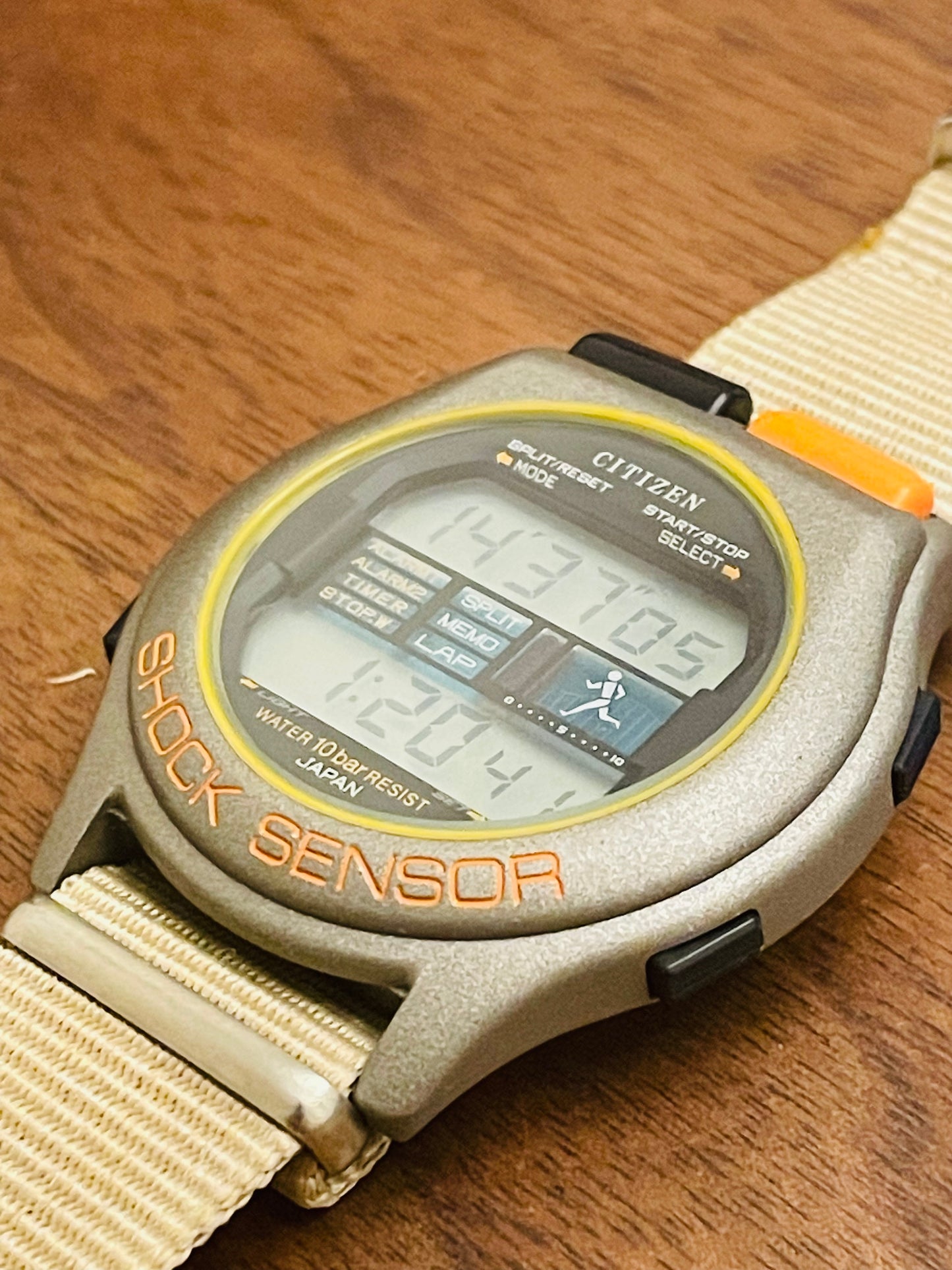 super rare vintage citizen SHOCK SENSOR d132-313071