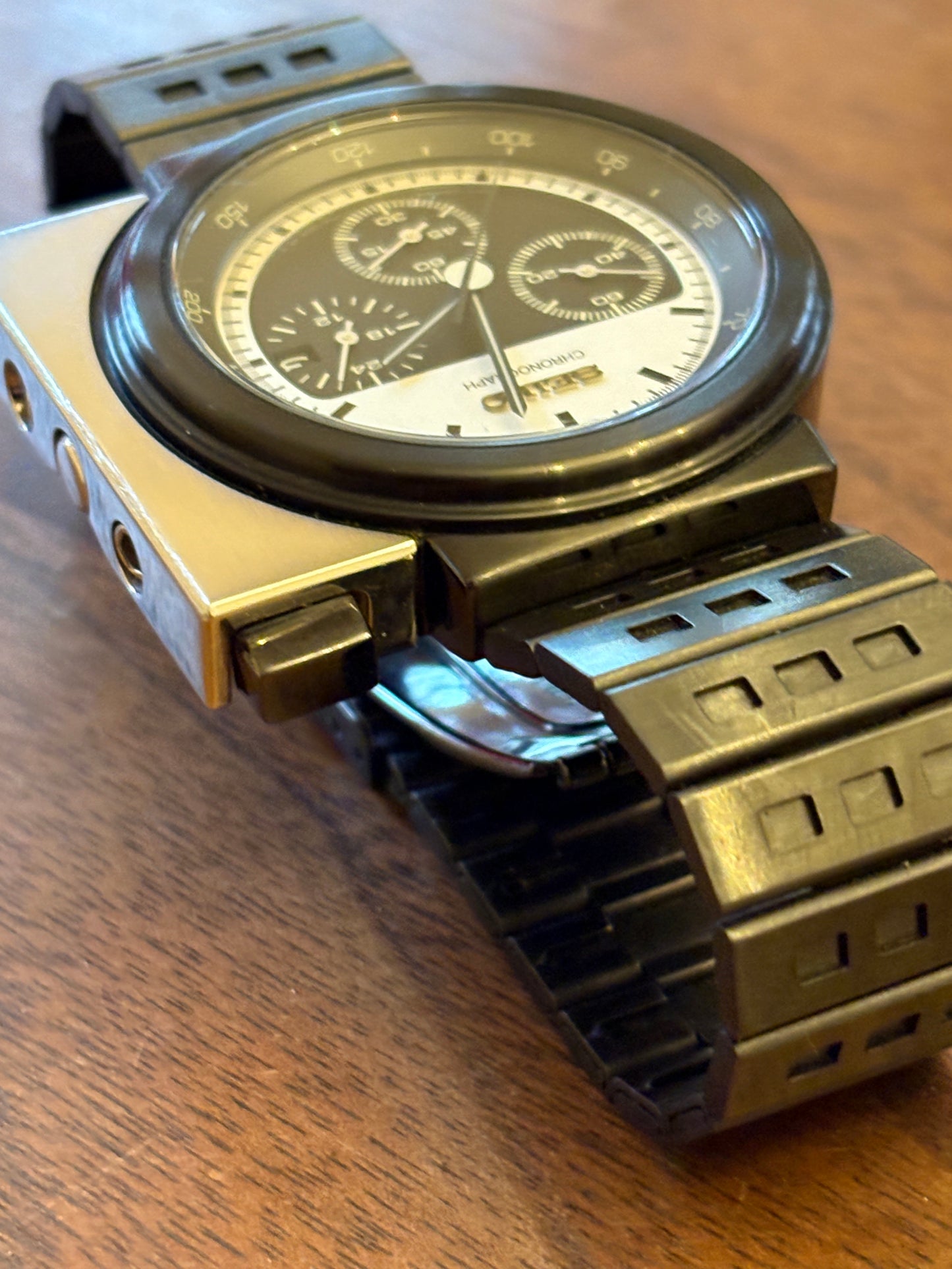 Ultra rare　ALIEN Limited to 2000 worldwid eseiko ×Giugiaro