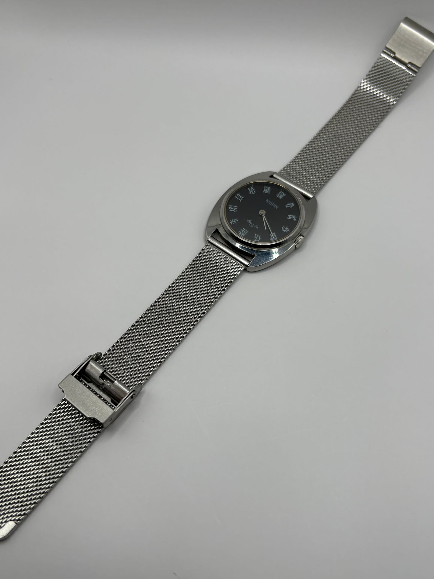 Super rare 70s vintage  Waltham　SWISS　made