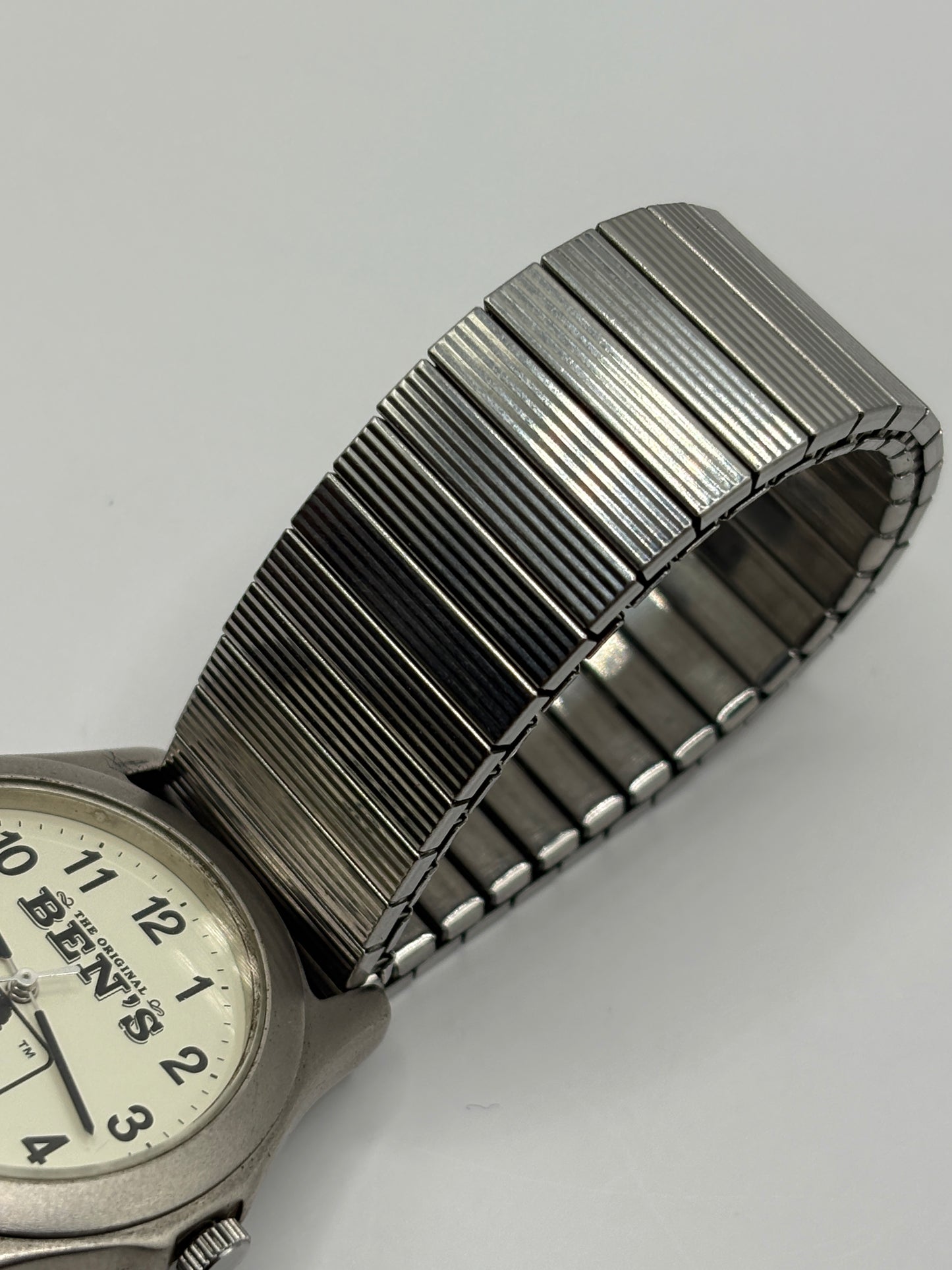Super rare  vintage   seiko alba v811-2560