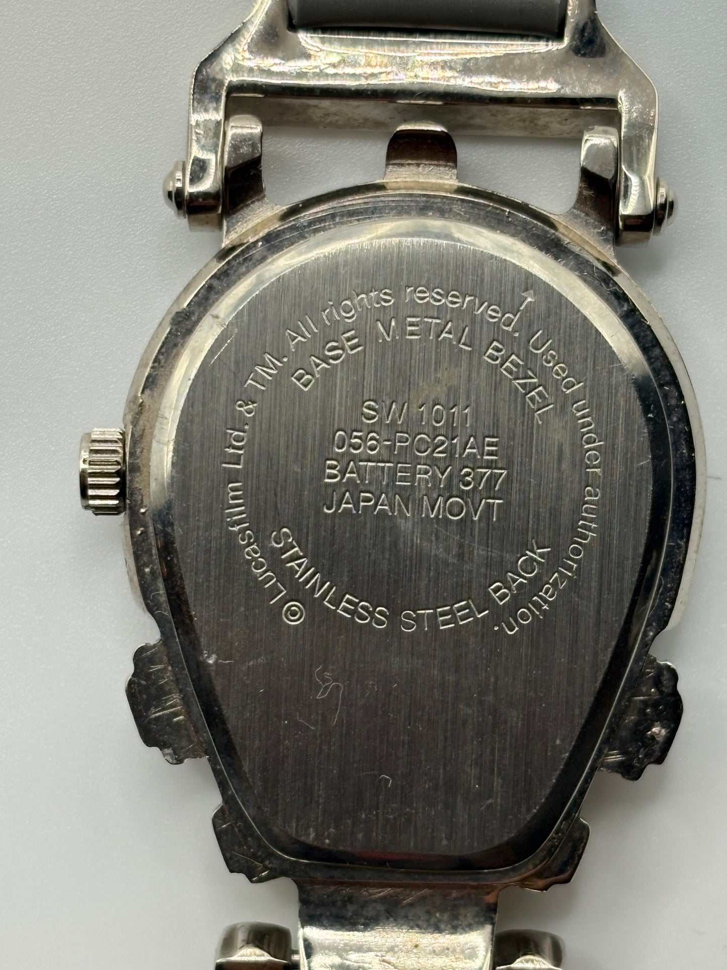 2 Super rare 90s Star Wars C-3PO watch