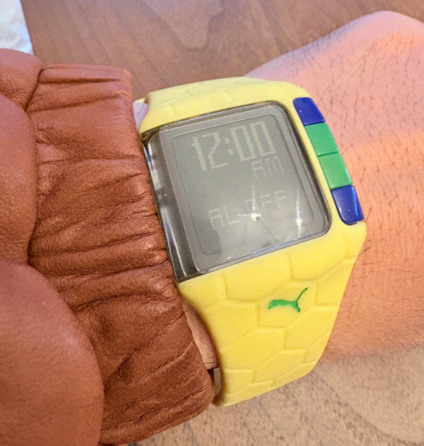 very  rare puma  soccer watch