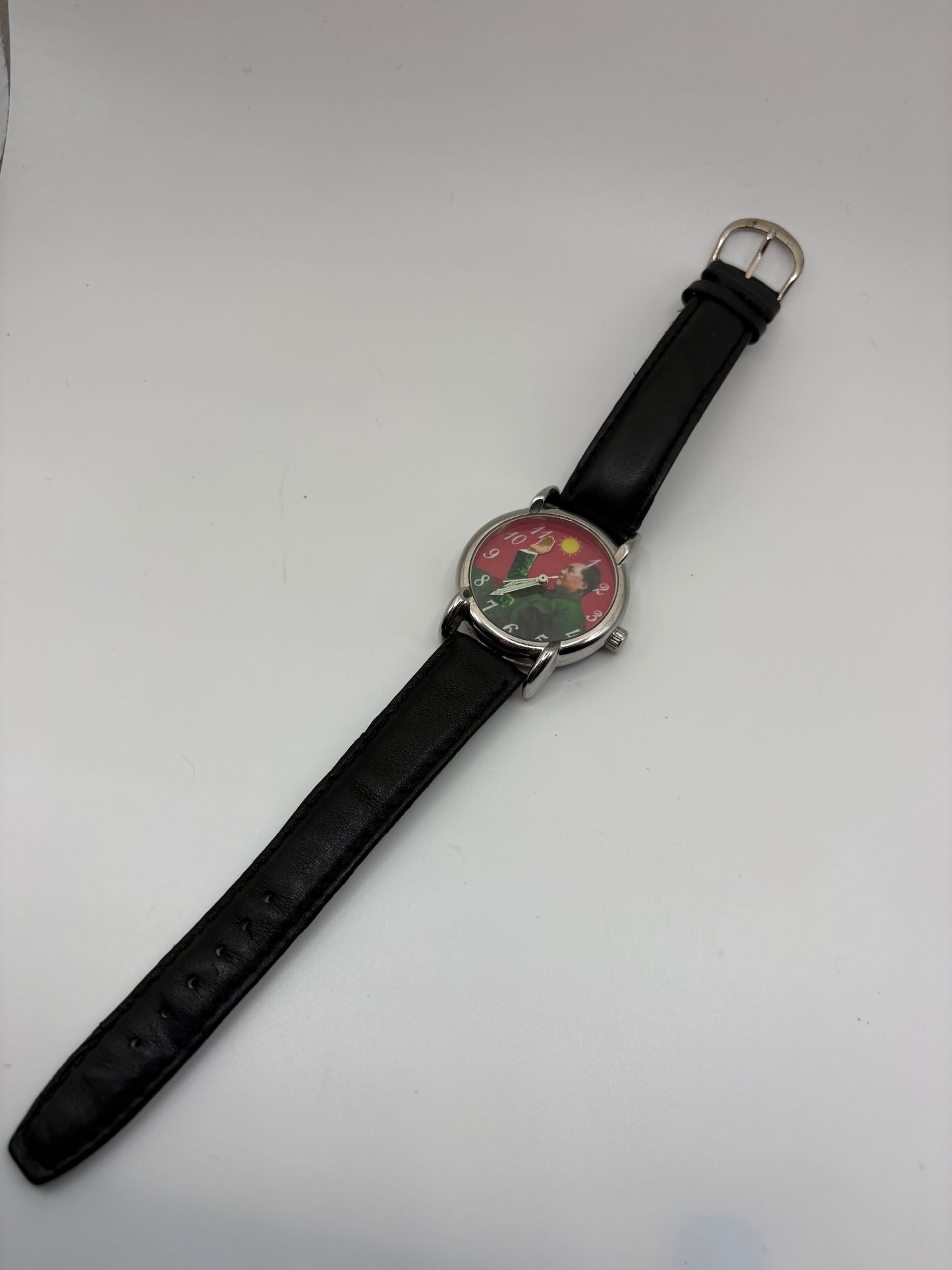 Super rare watch  Mao Zedong waving watch　