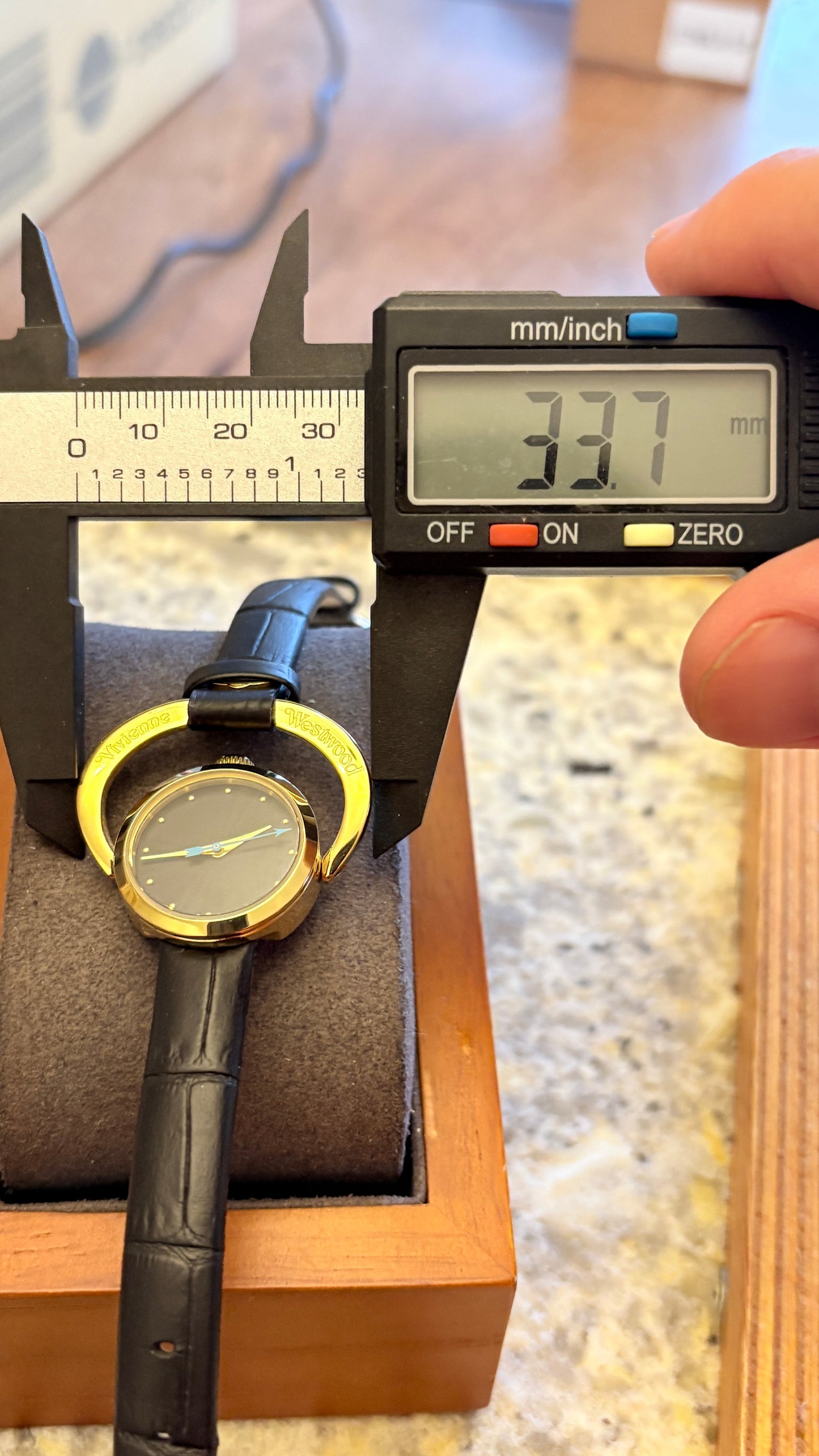 unused super rare Vivienne Westwood   watch