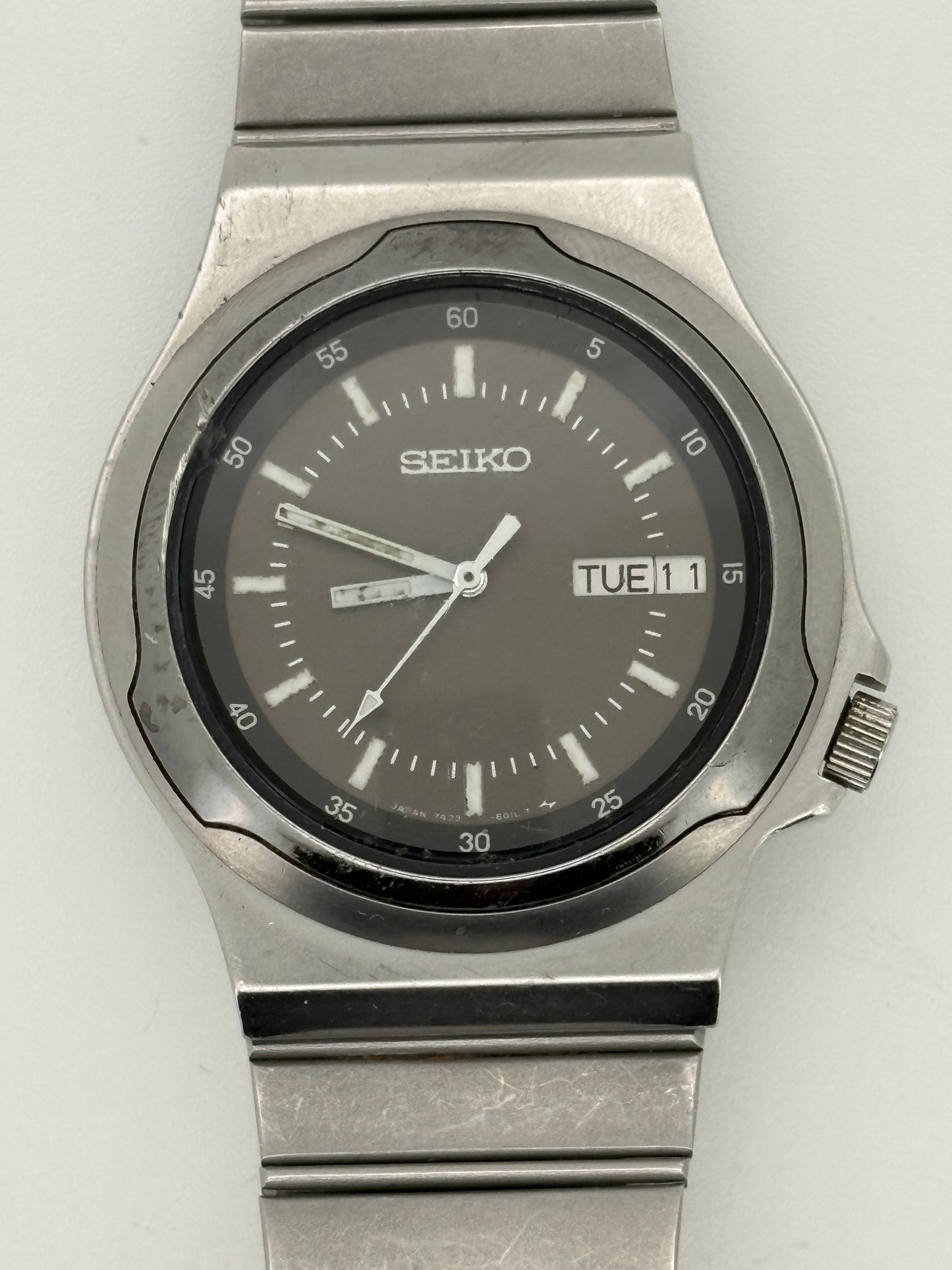 SEIKO 80s vintage 7433-6010