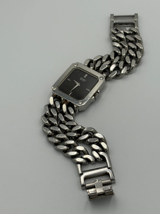 Super rare 80s vintage seiko 1220-5010