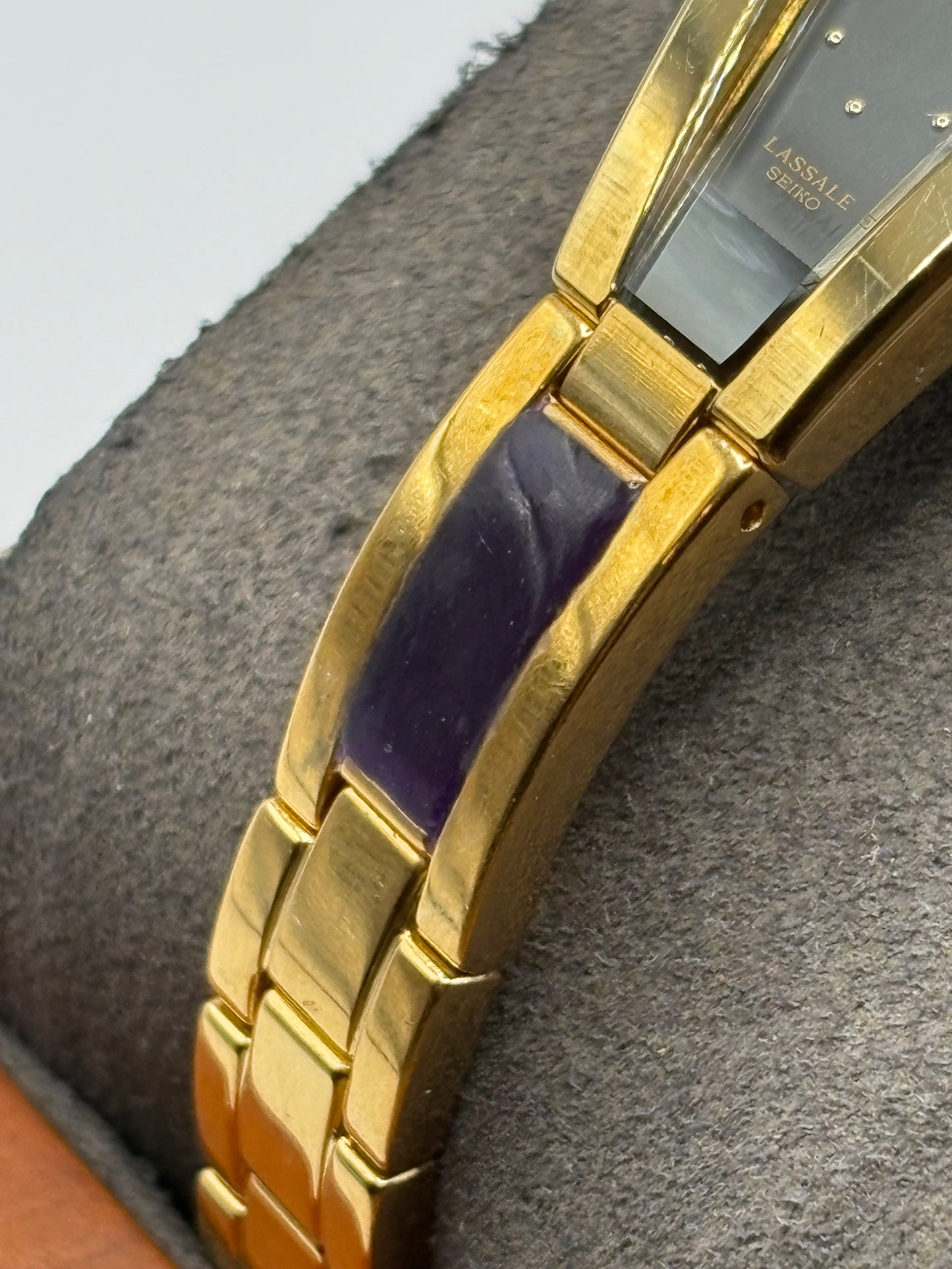 Super rare 80s vintage  SEIKO LASSALE Half Moon1E20-3B60