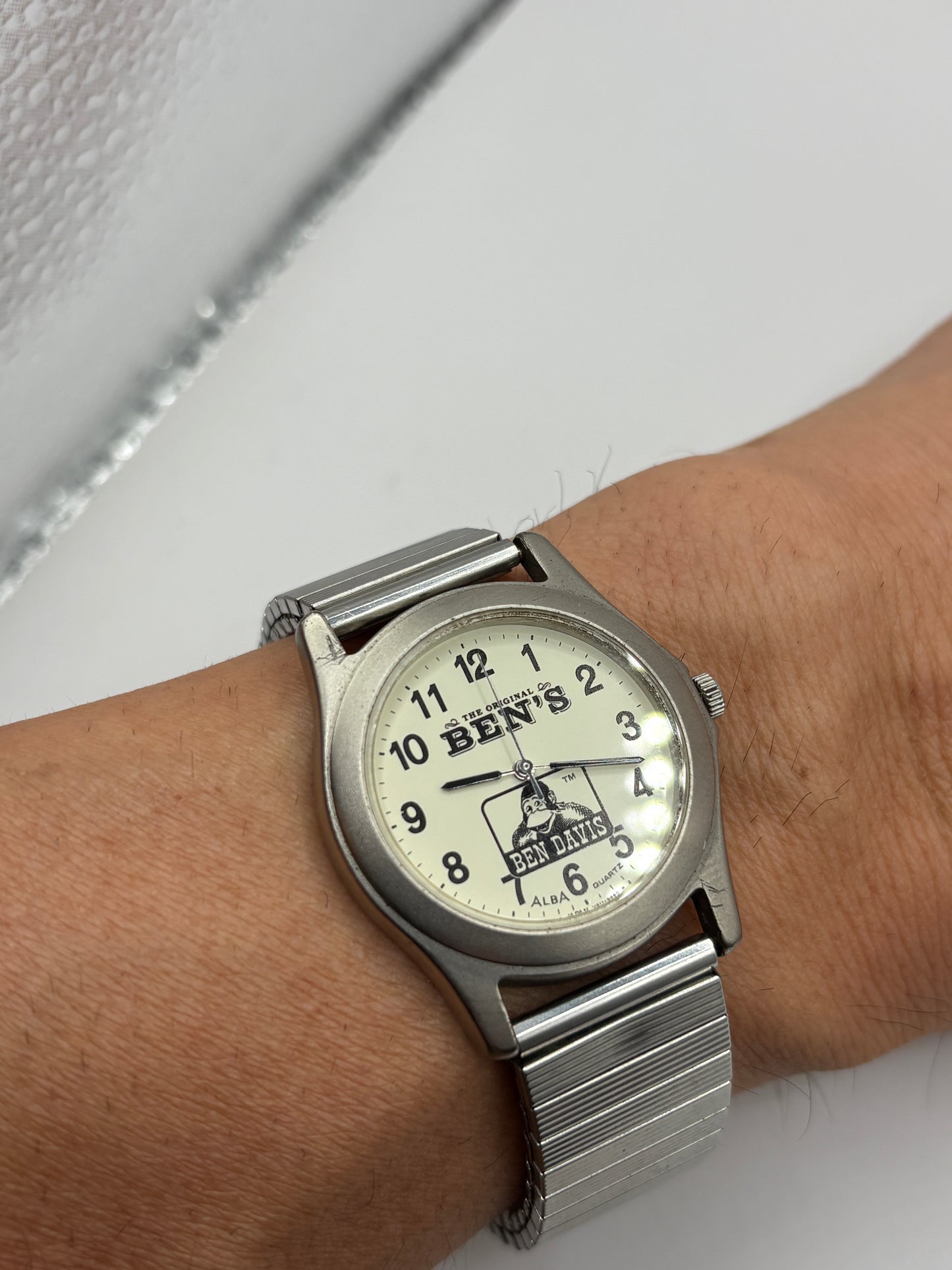 Super rare  vintage   seiko alba v811-2560