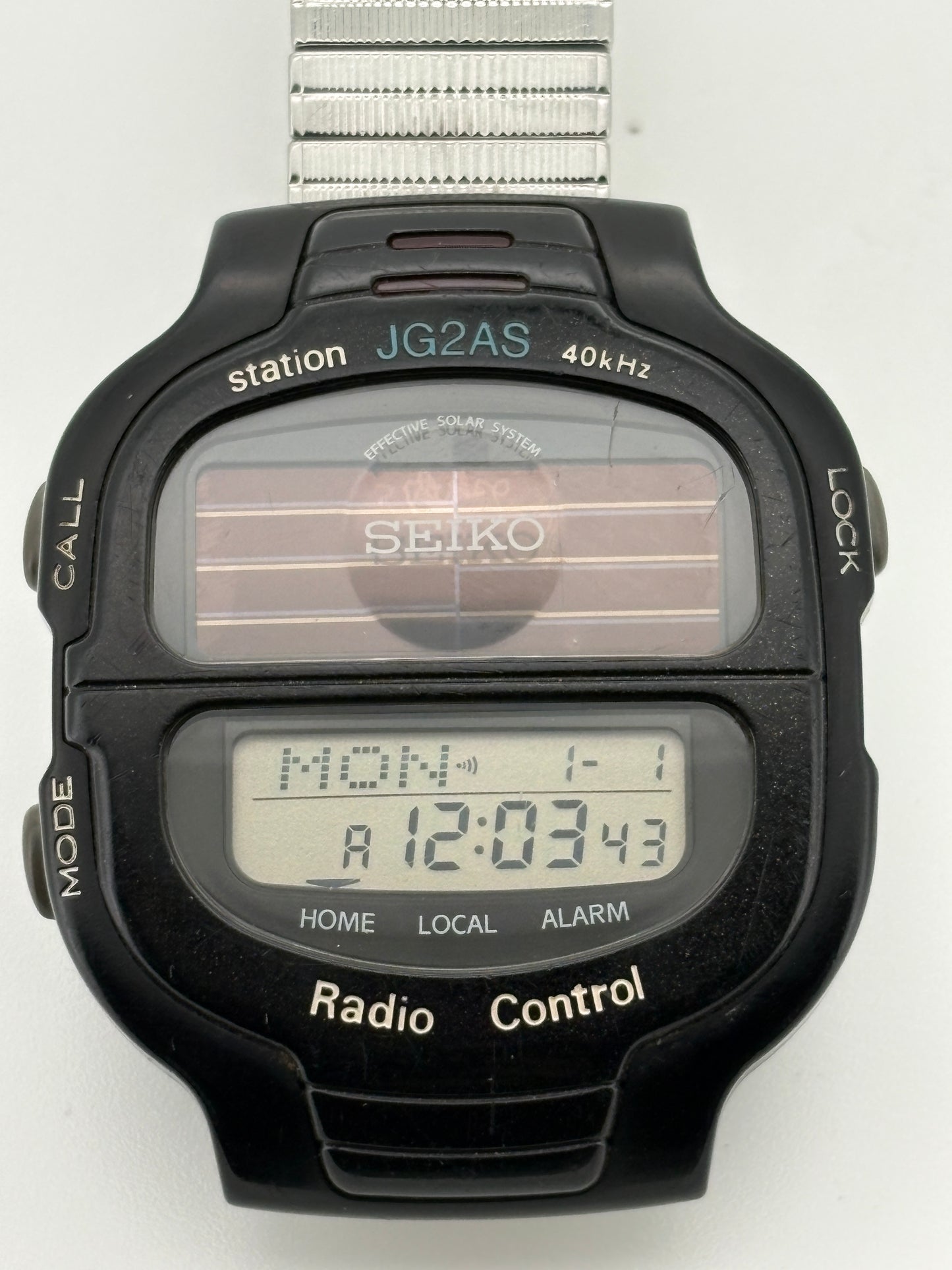Seiko 90s    M515-5000 Solar watch