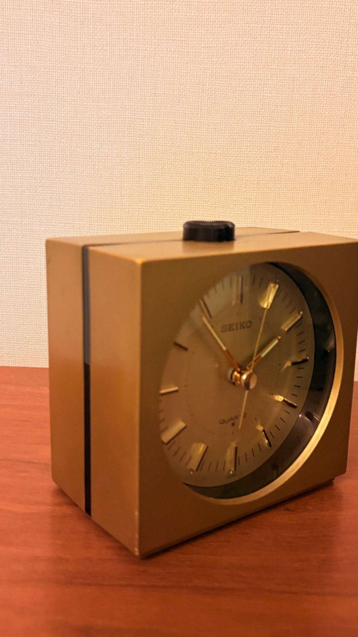 70s seiko clock The world’s first quartz alarm clock