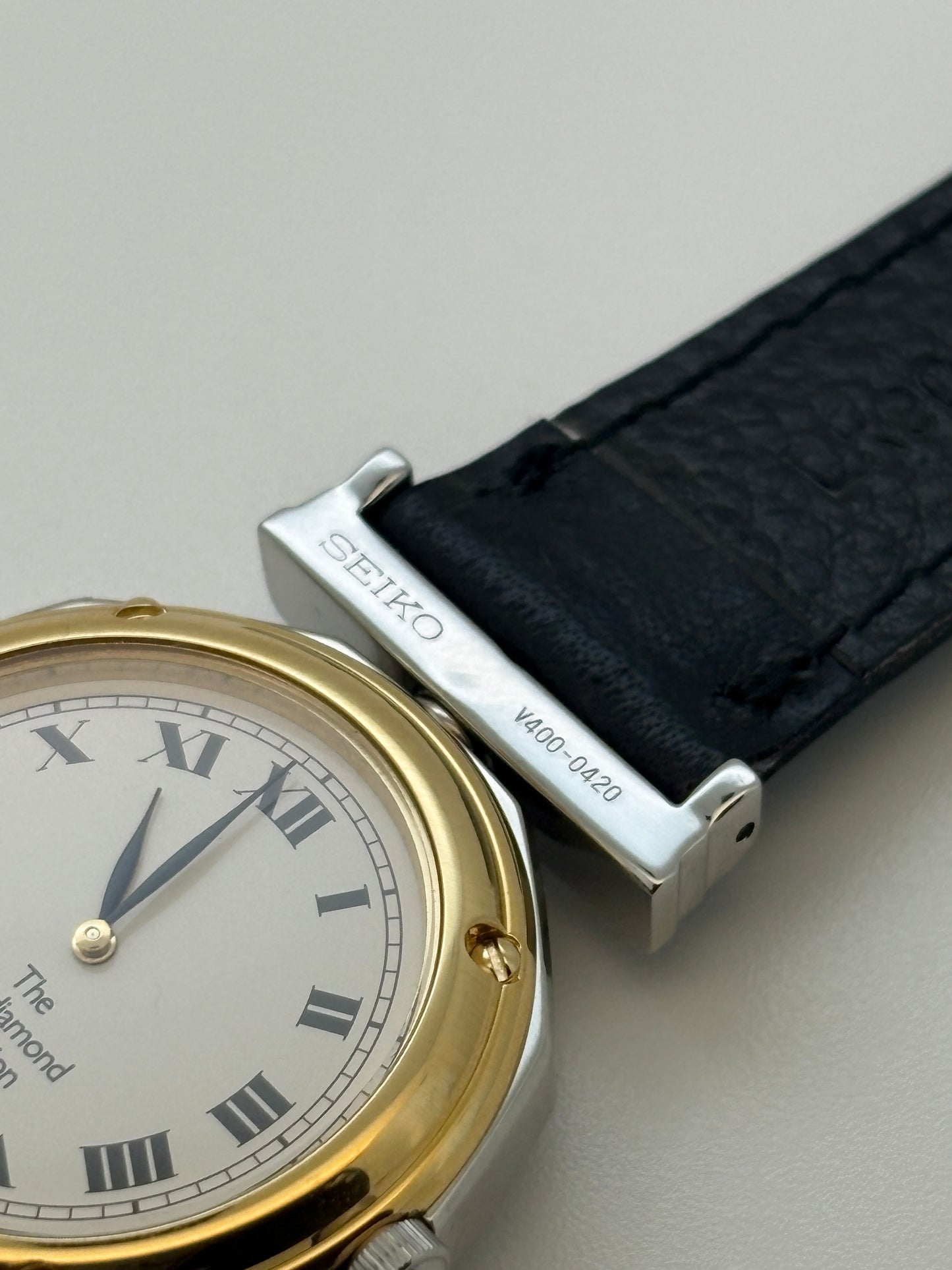 Super ultra rare Seiko 80s Black Diamond Reversible Watch  vintage V400-1220
