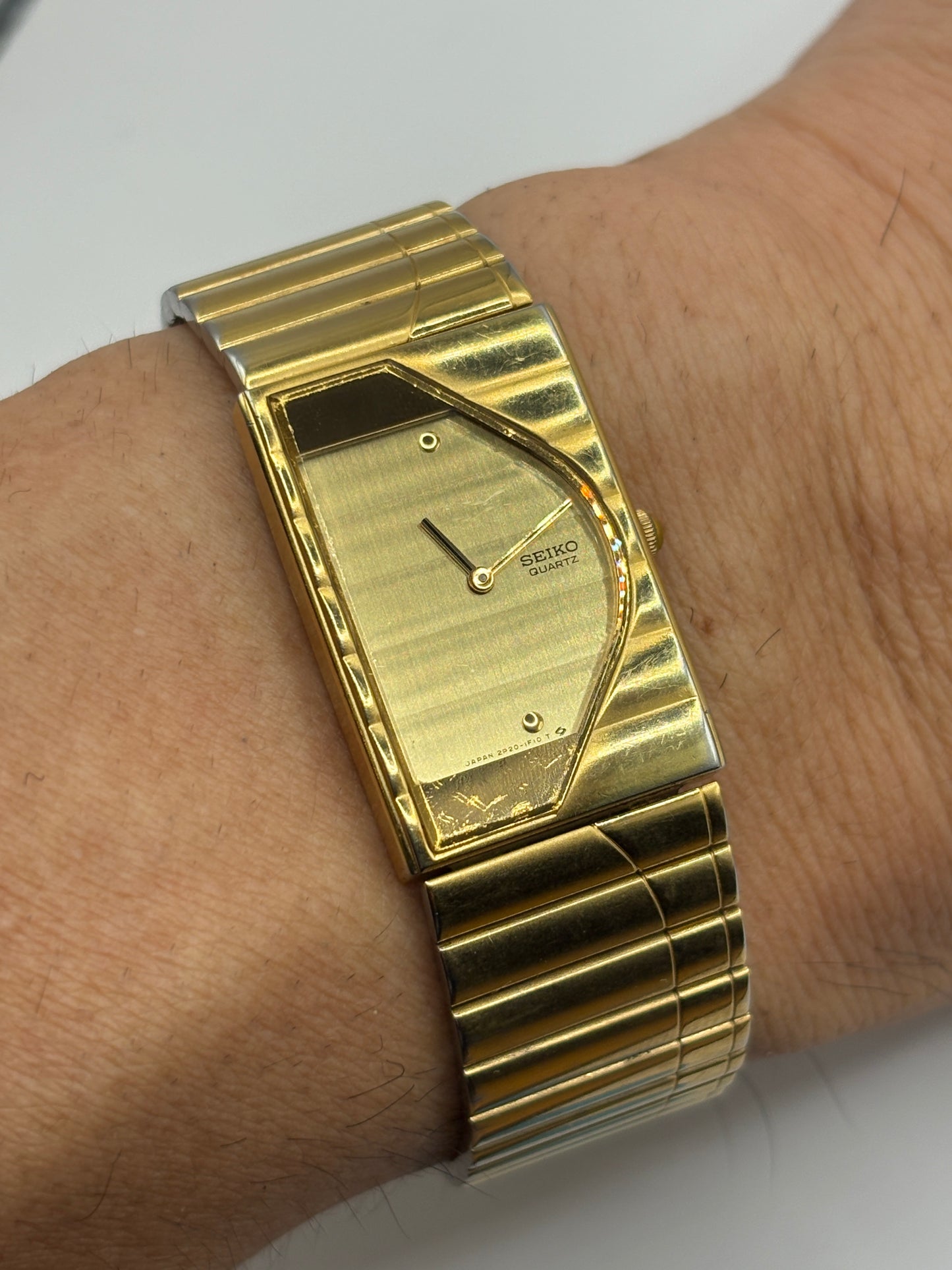 Super rare 80s vintage  SEIKO Half Moon2P20-K10