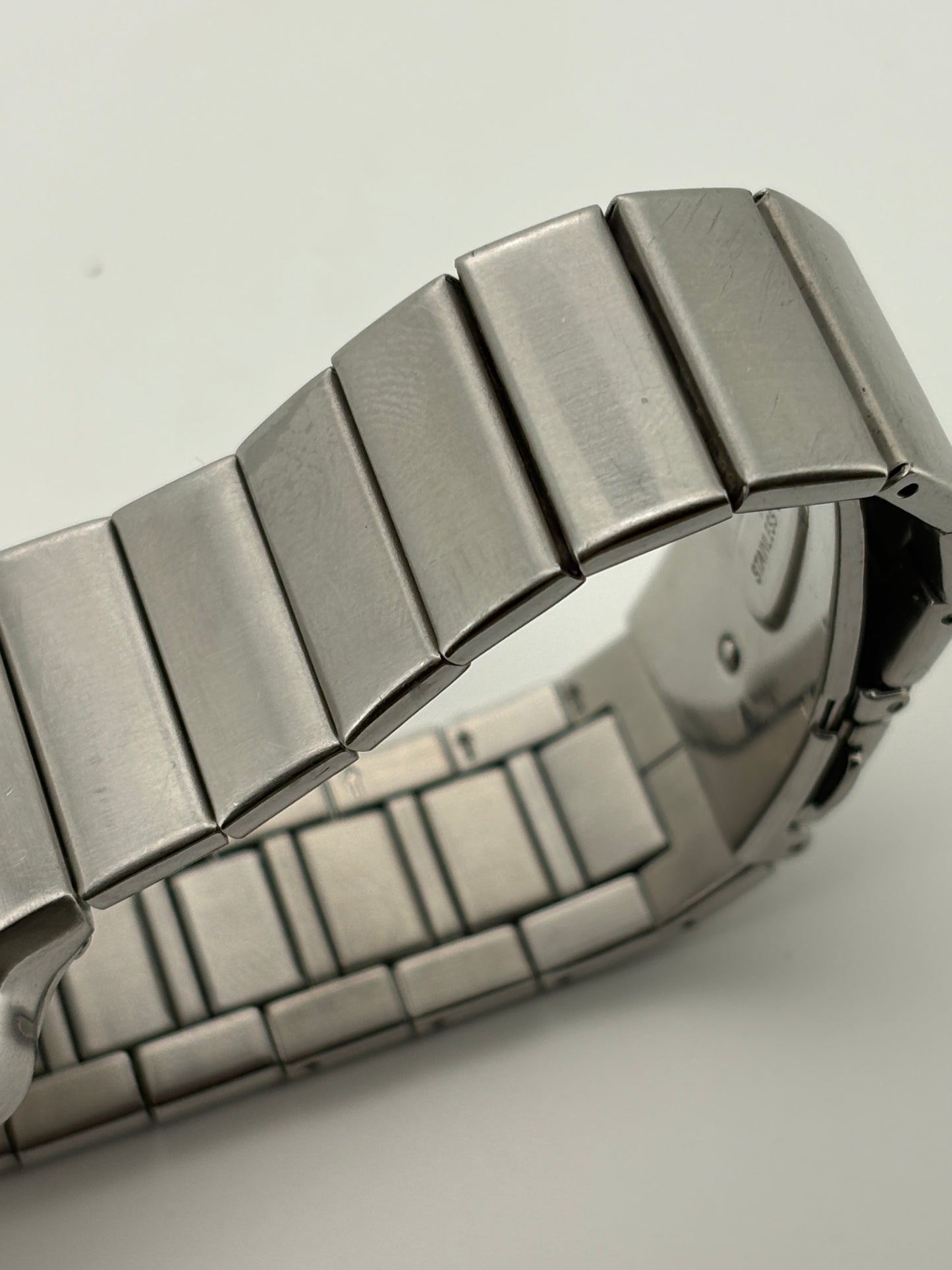 90s casio LAQ-2000D
