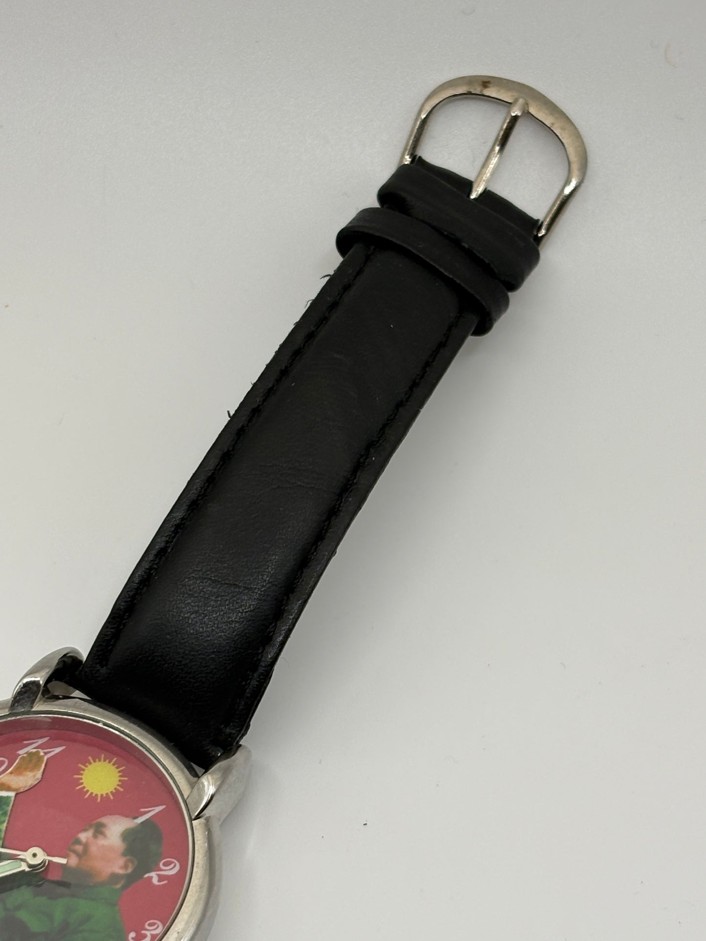 Super rare watch  Mao Zedong waving watch　