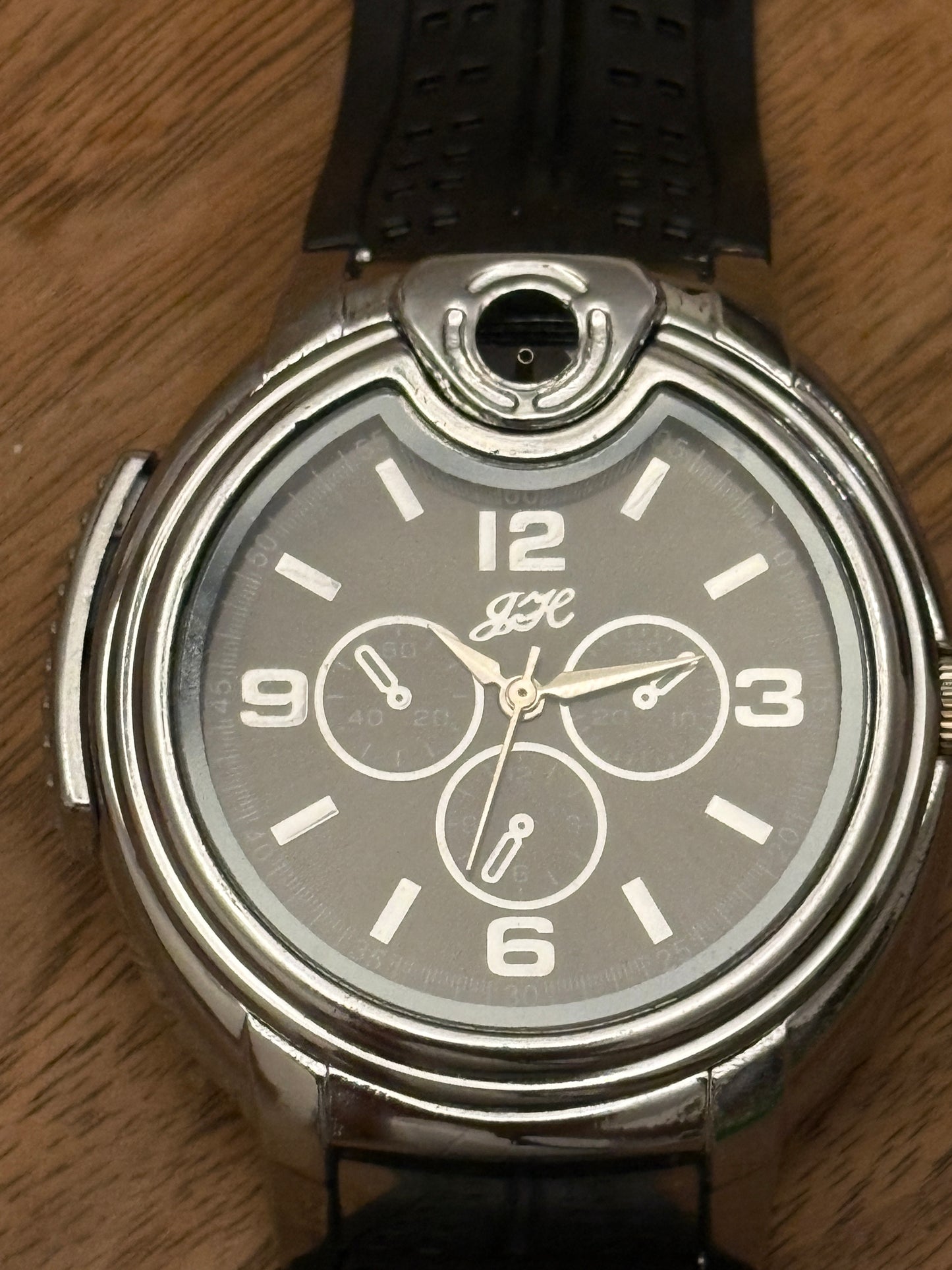 Very rare lighter watch