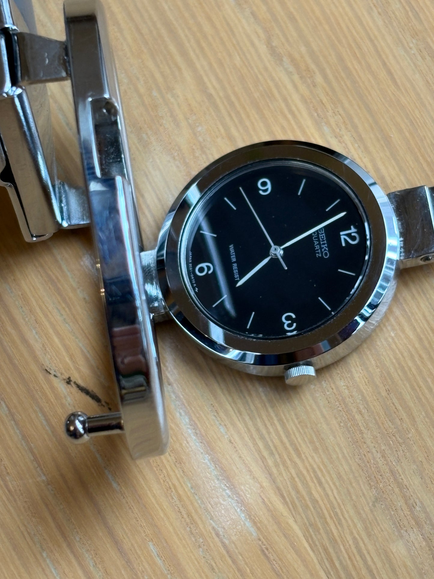 Super rare 90s vintage seiko   2C21-0470