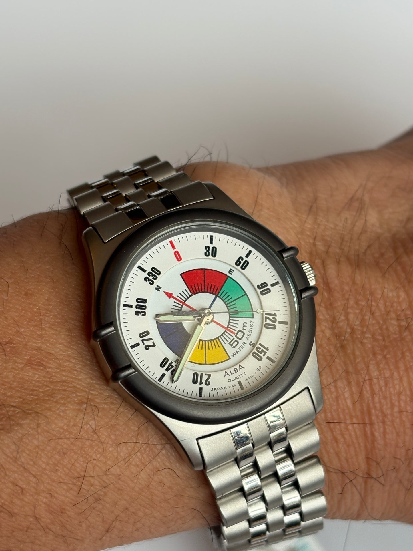 Super rare 90s vintage seiko alba y145-6010