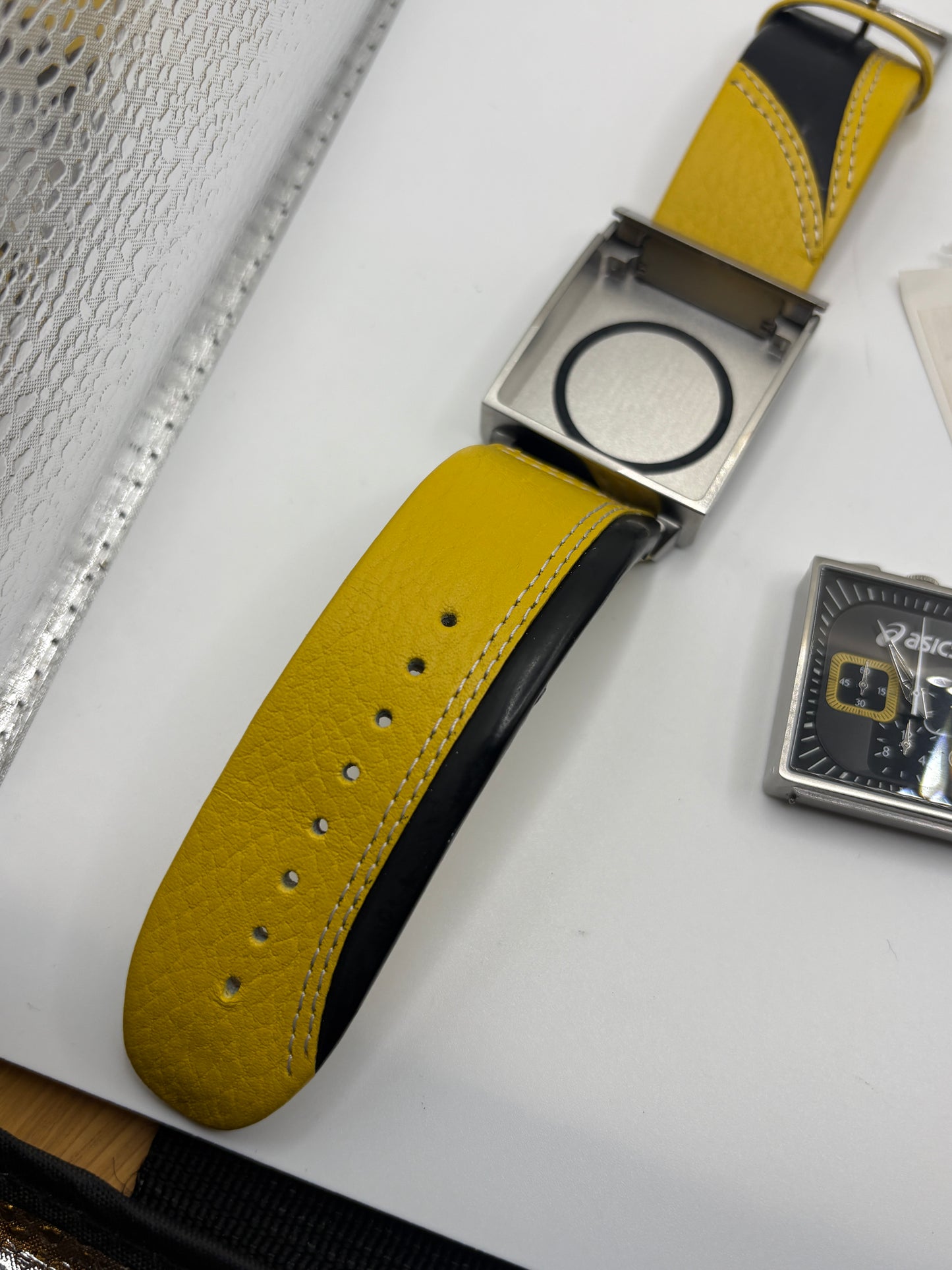 Super rare ASICS separate watch