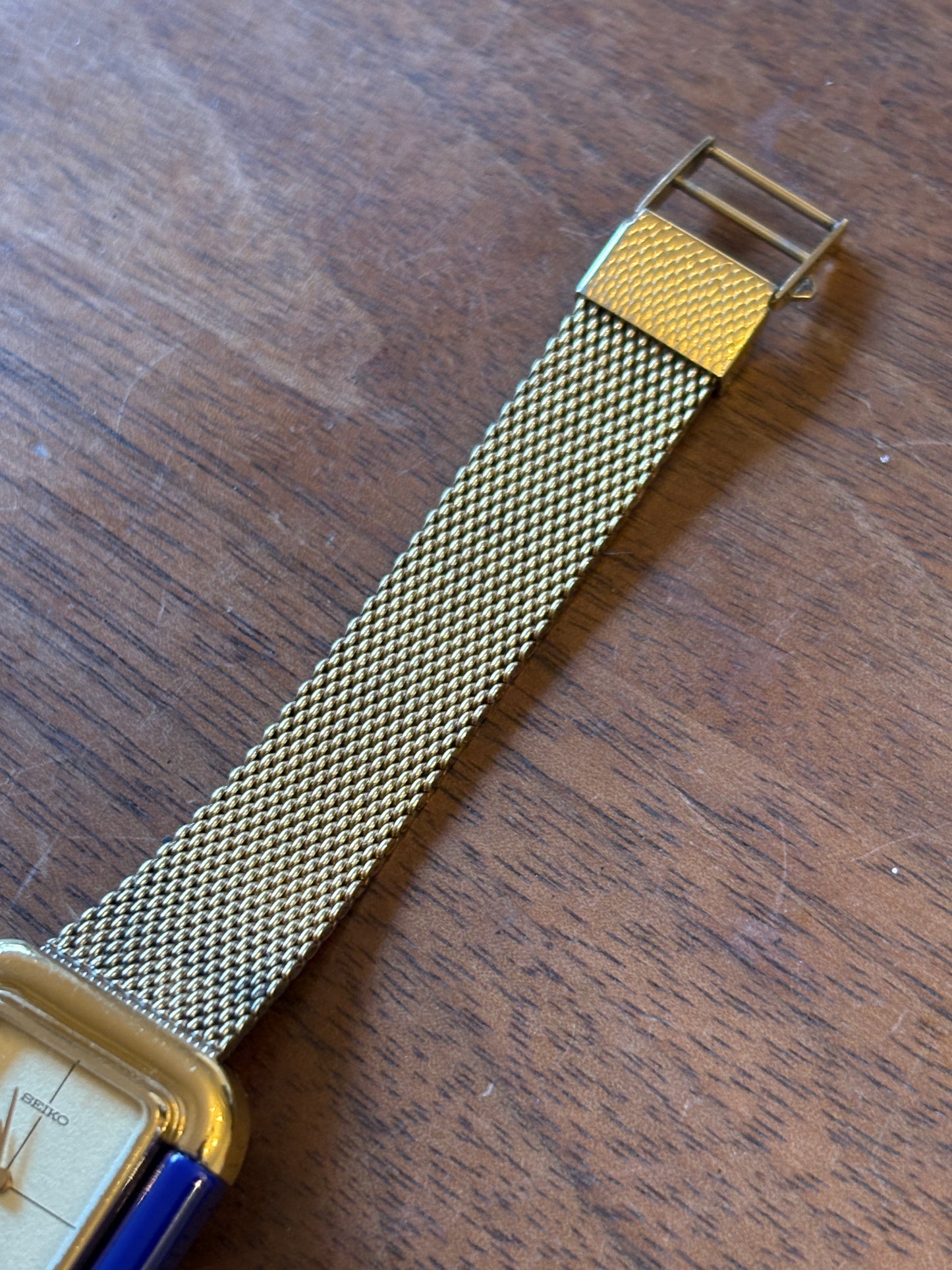 Super rare  Hidden Crown 1719-3070 70s Vintage Watch in Gold