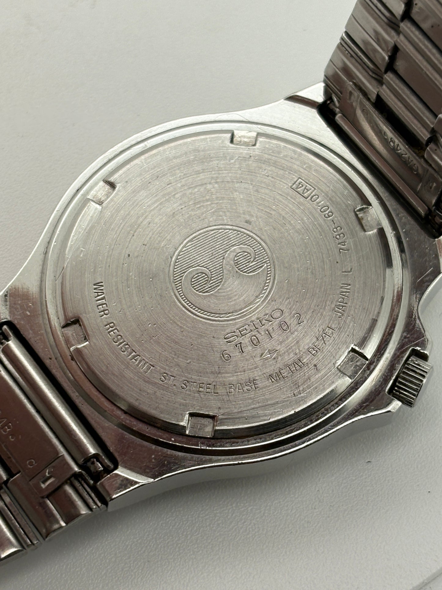 SEIKO 80s vintage 7433-6010