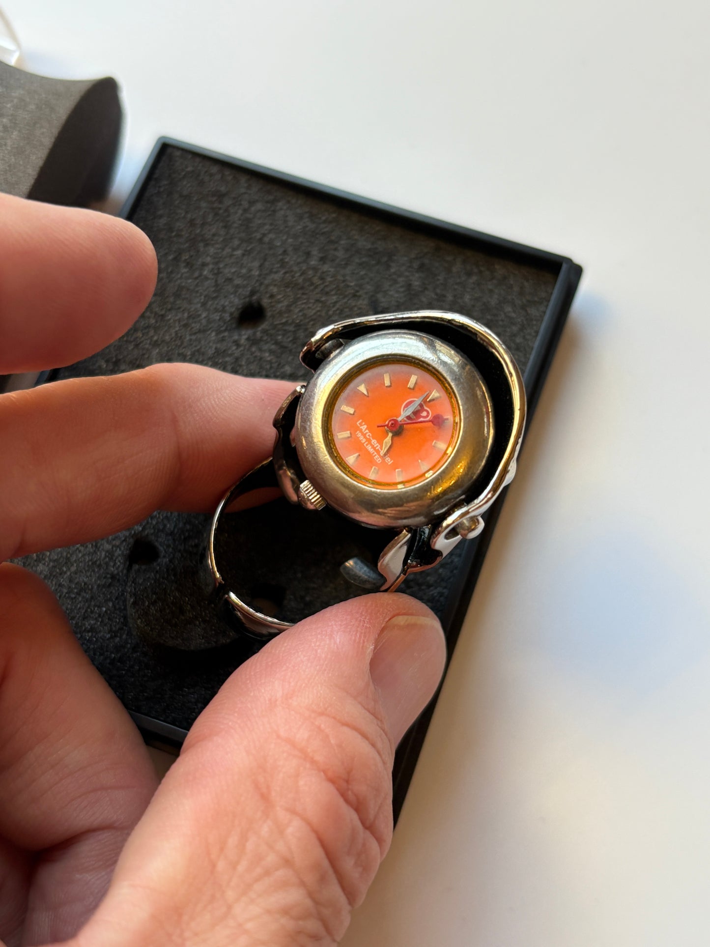 Super rare vintage L'Arc~en~Ciel Armor Ring Watch