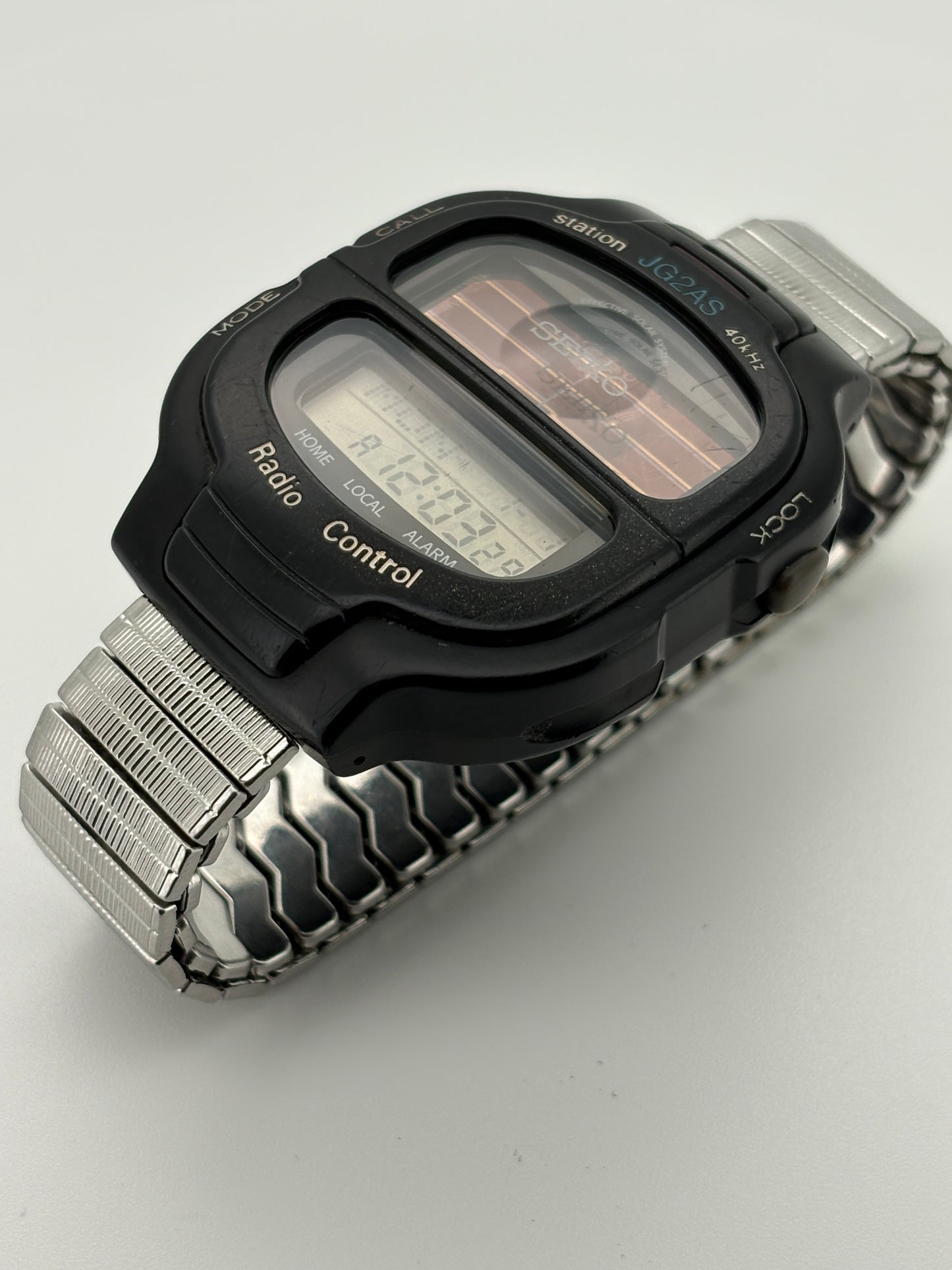 Seiko 90s    M515-5000 Solar watch