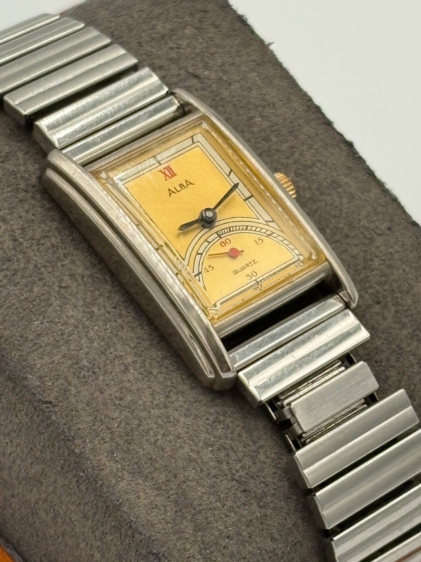 Super rare  90s　SEIKO alba Doctor Watch V252-5050