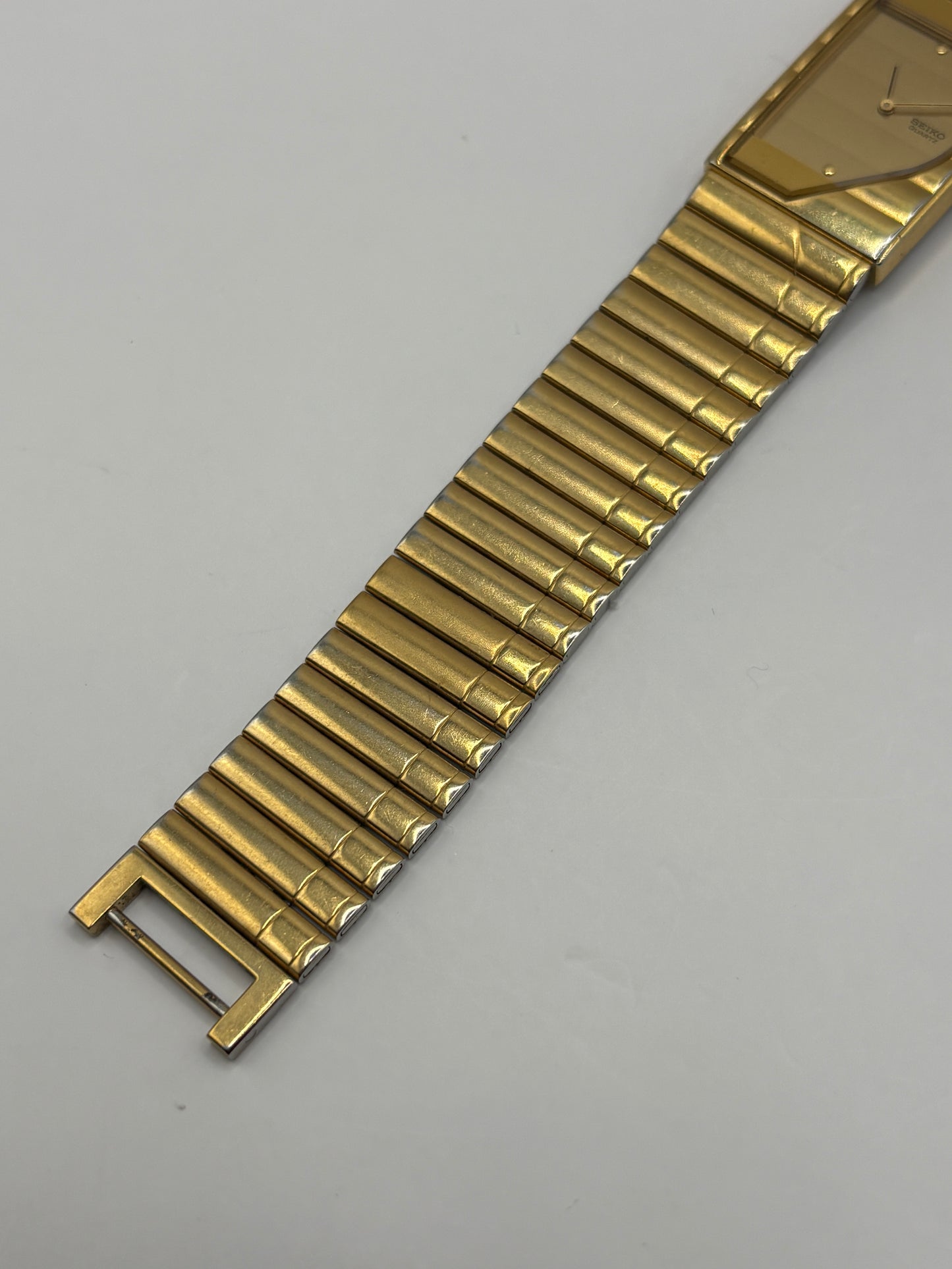 Super rare 80s vintage  SEIKO Half Moon2P20-K10