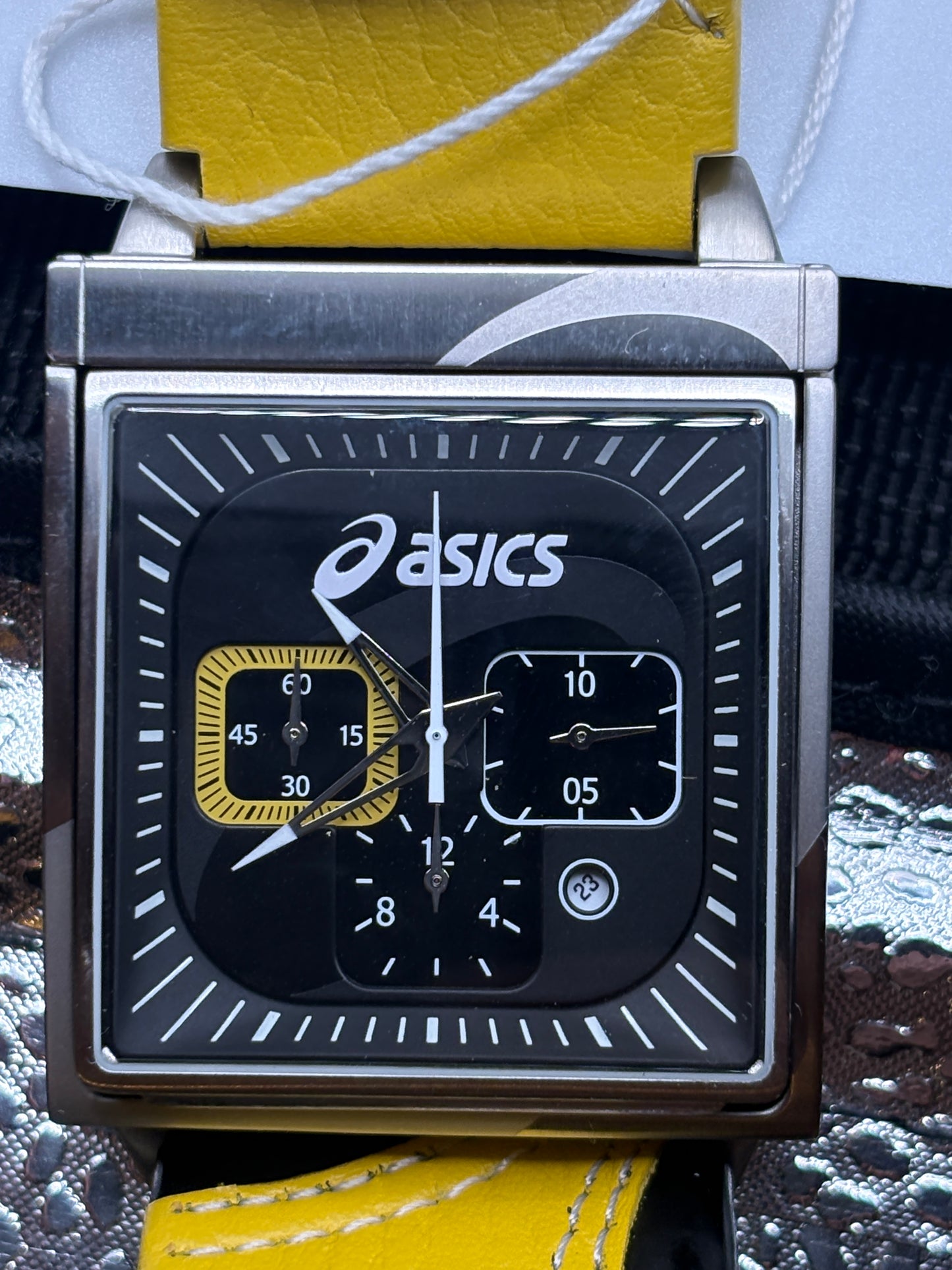Super rare ASICS separate watch