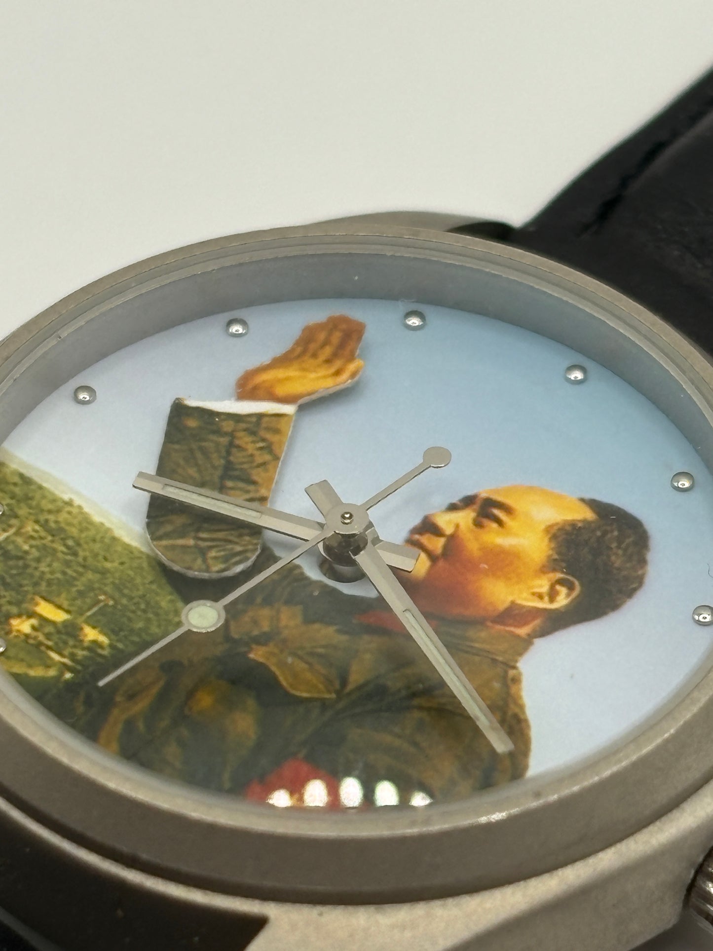 Unused very rare watch  Mao Zedong waving watch　 Shanghai Tang