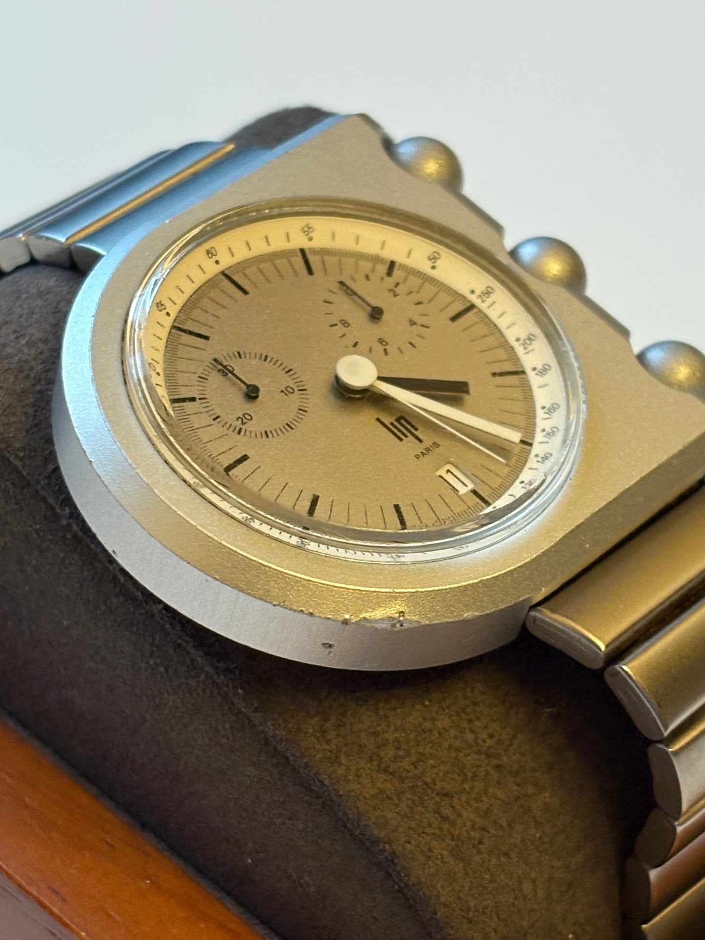 Very rare  lip  MACH2000