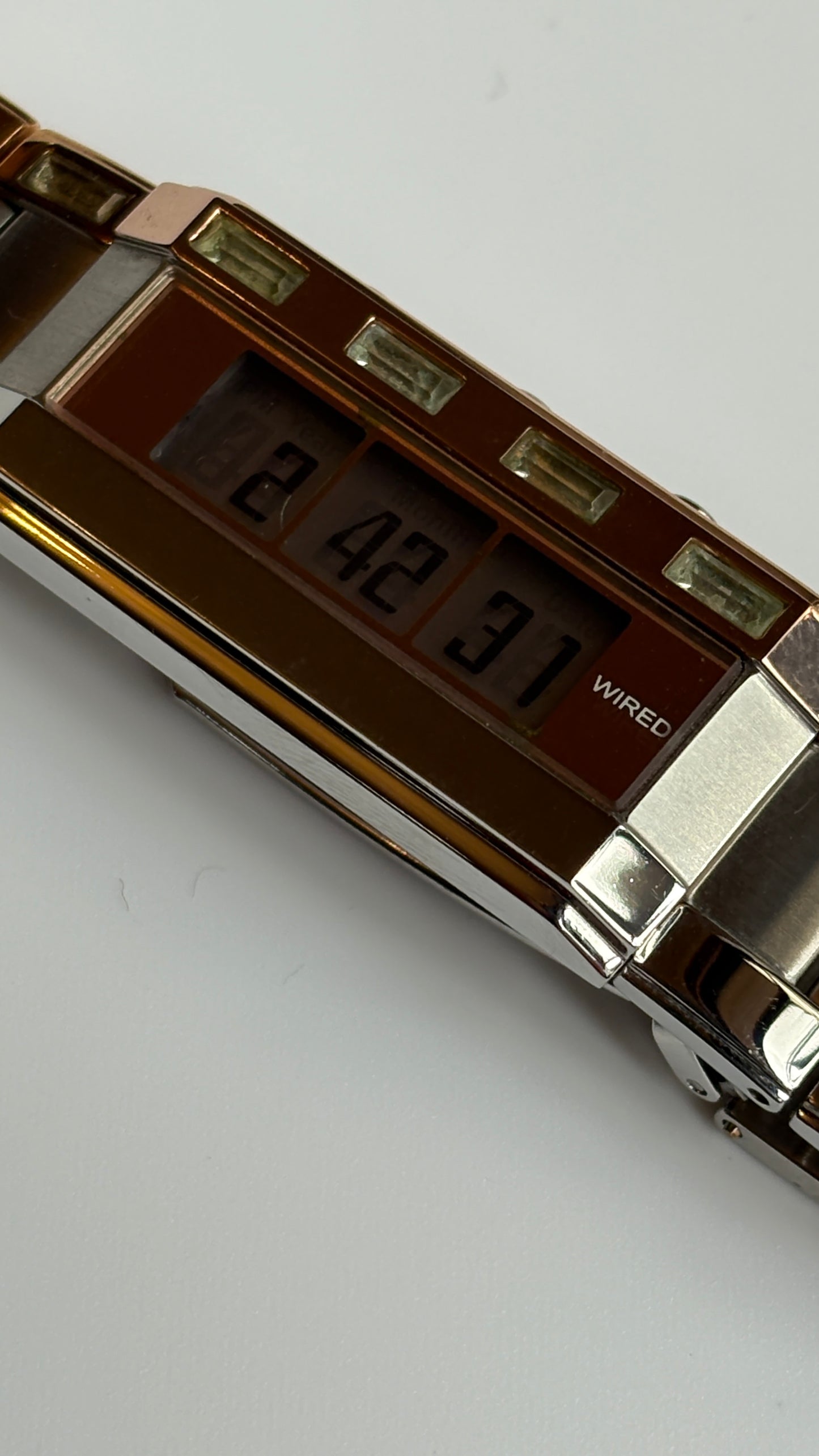 Very very rare seiko wired  w543-0aa0