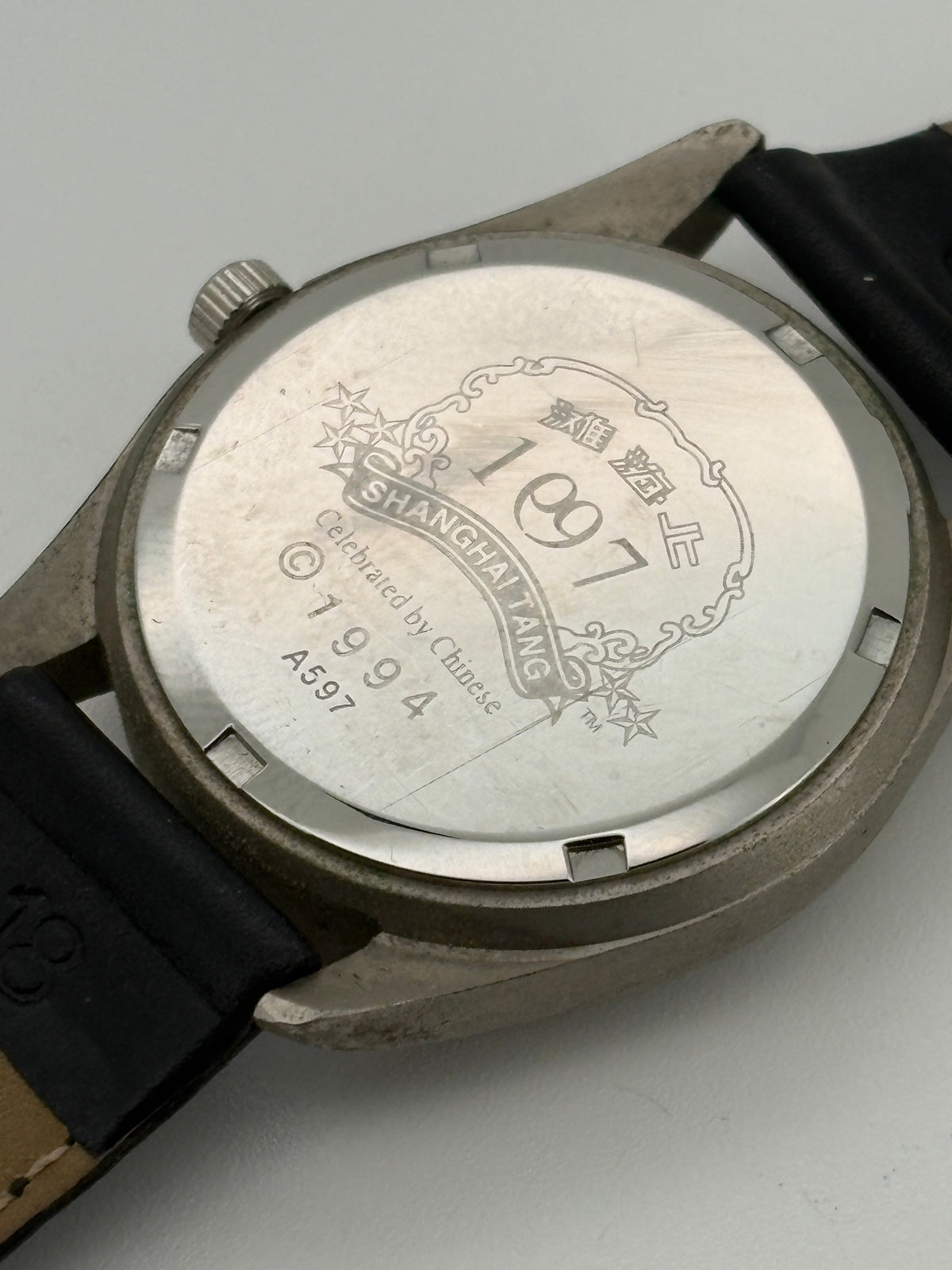 Shanghai Tang Mao Zedong waving watch　