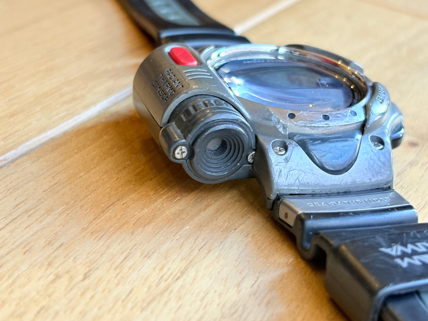 ultra  RARE Vintage 90's Casio  ×Team Daiwa PROTREK SPF-10