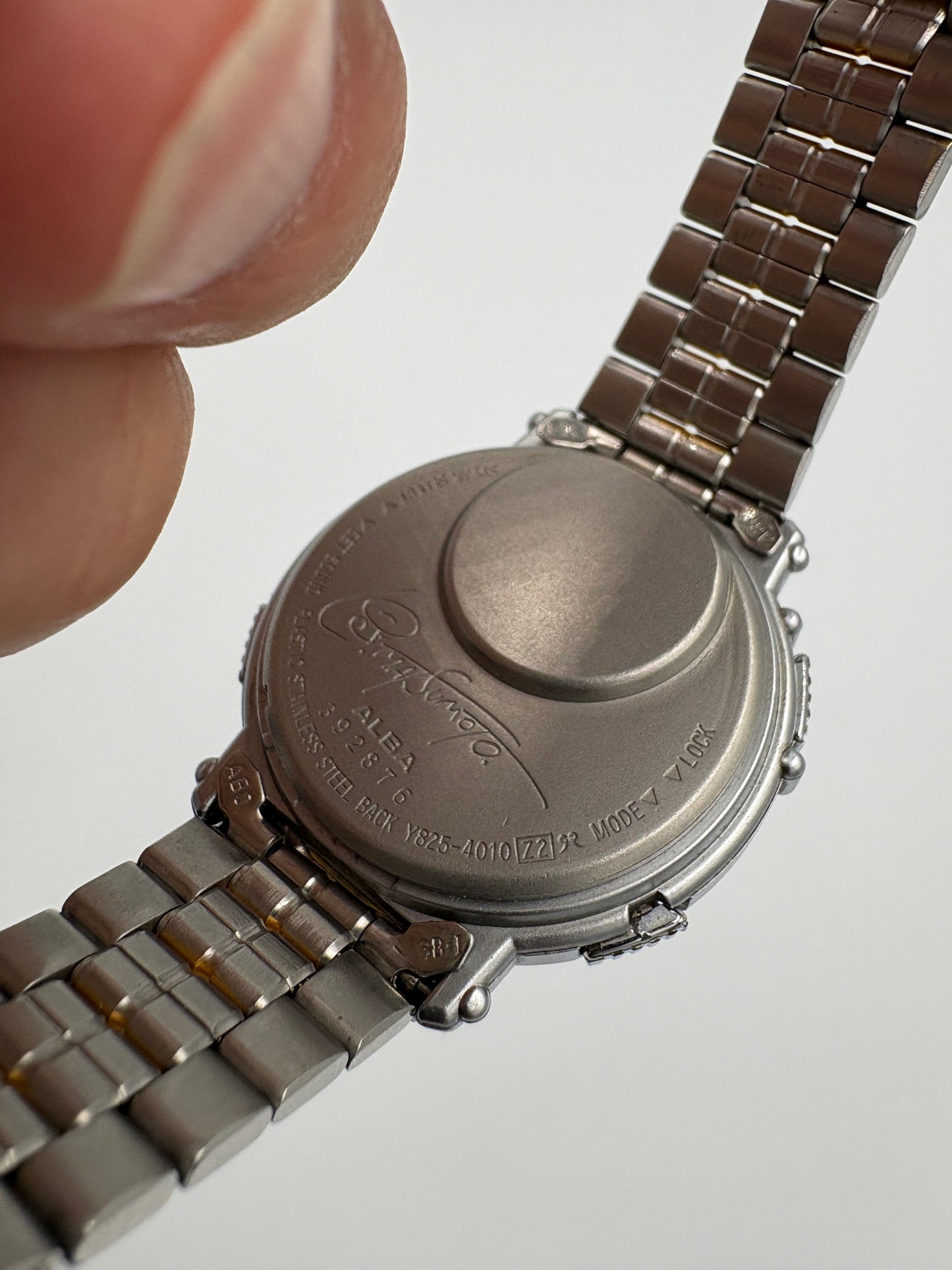 super rare   Designed by Reiji Matsumoto  80s SEIKO Ｙ825-4010