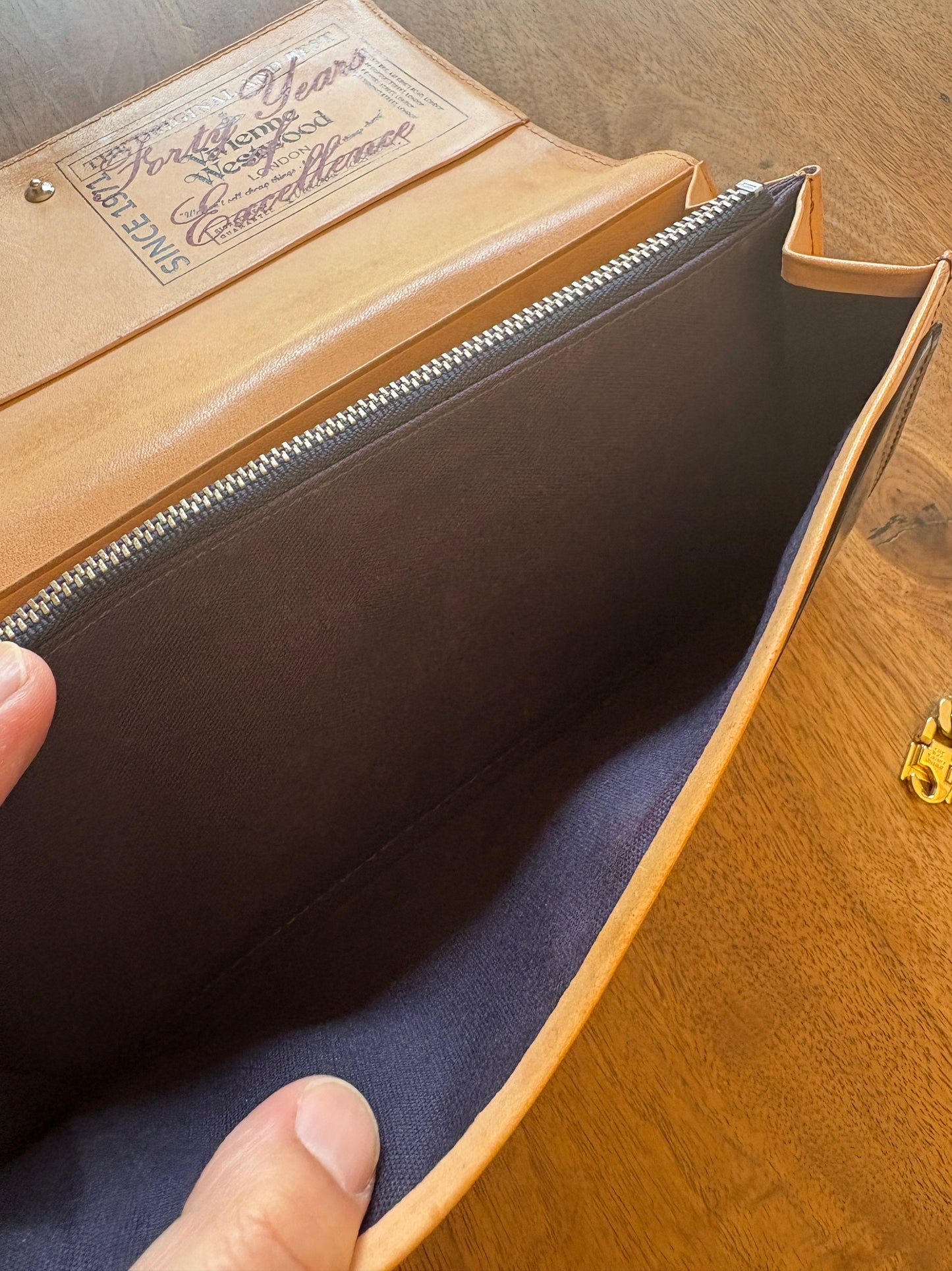 Vivienne Westwood Exhibition Limited Edition Milky Way　wallet made of leather