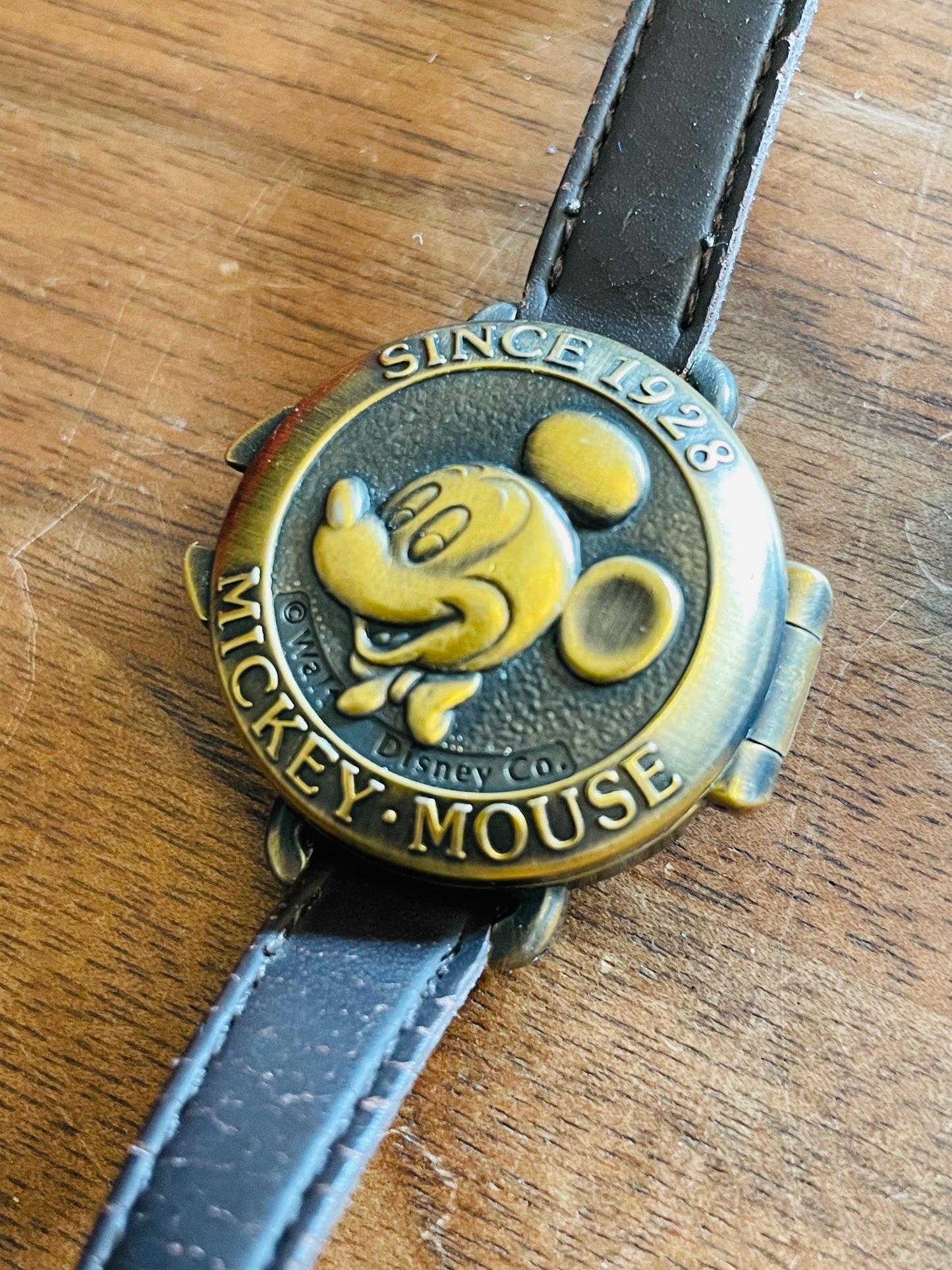80s vintage seiko mickey mouse alba