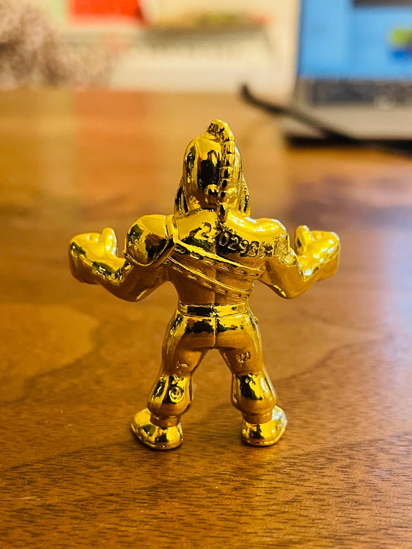 muscle man diecast　KINKESNI  MONGORUMAN GOLD