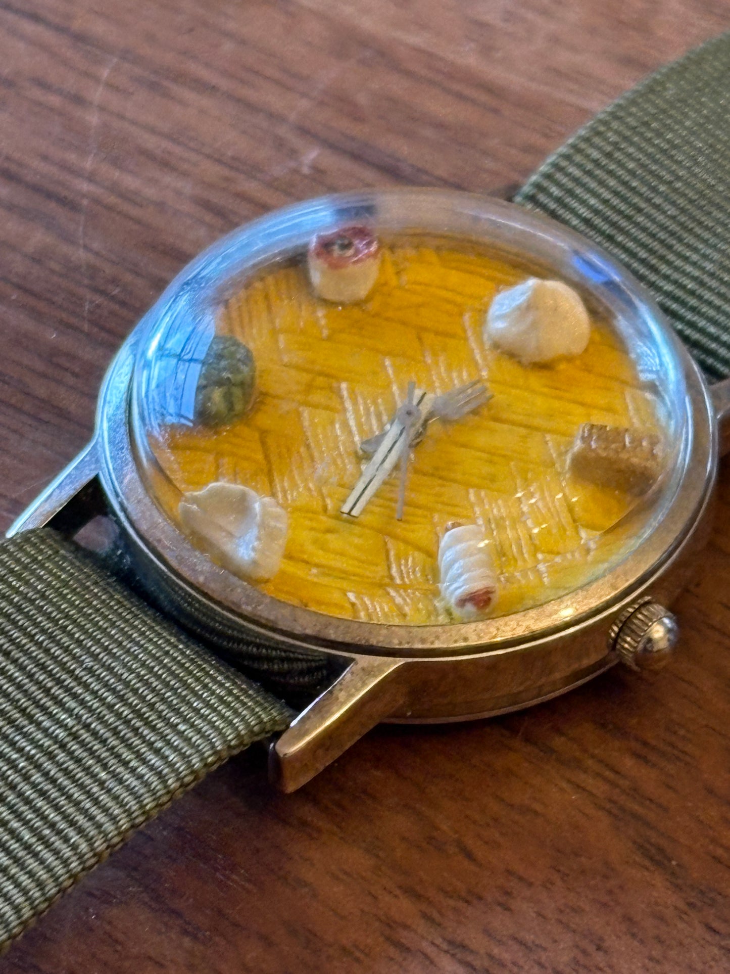 Super  rare watch 　Shanghai Tang　Steam basket  watch