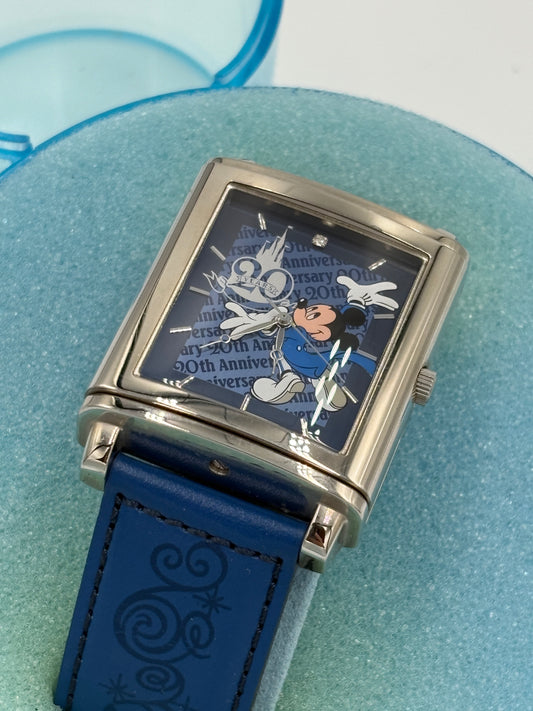 Limited edition Seiko movement 2000s Tokyo Disneyland 20th anniversary model with box mickey Reverso