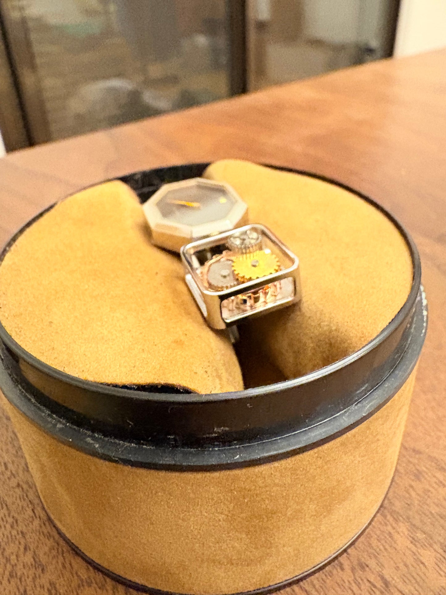 super rare vintage TATEOSSIAN Cufflinks watch