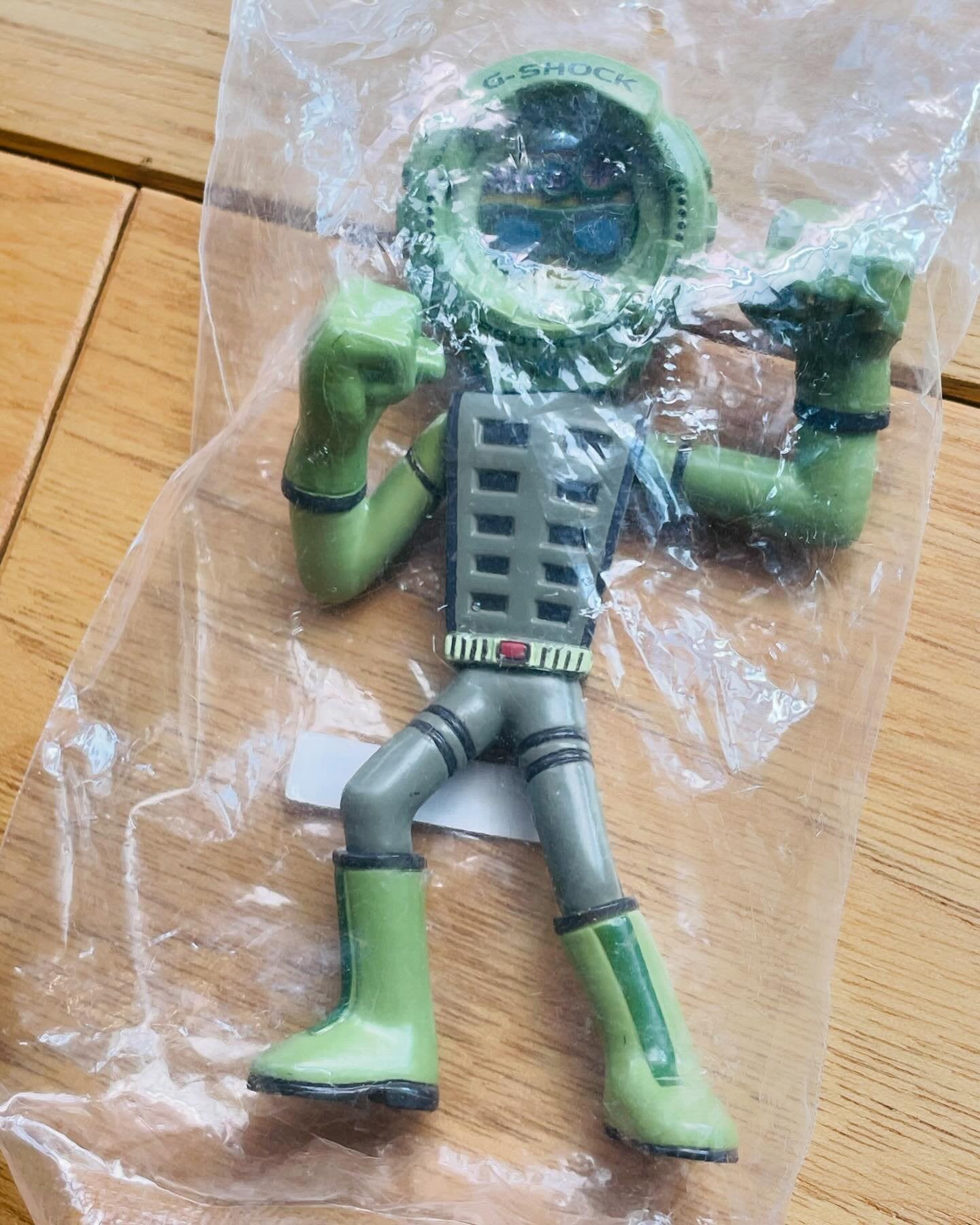 vintage casio GD-100PS collaboration  model with play set product designer Hiroshi Nakano. This